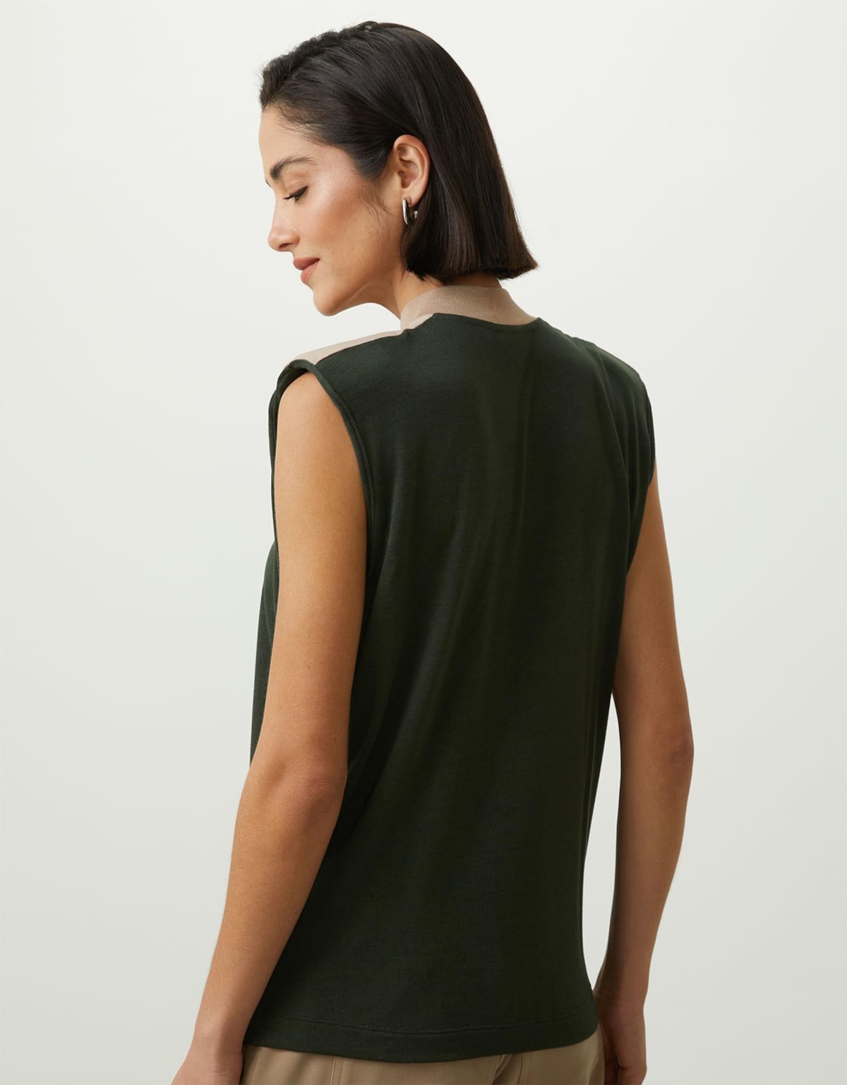 image_f34715ce-a4ee-4b1c-a498-7ca6c3331d7c