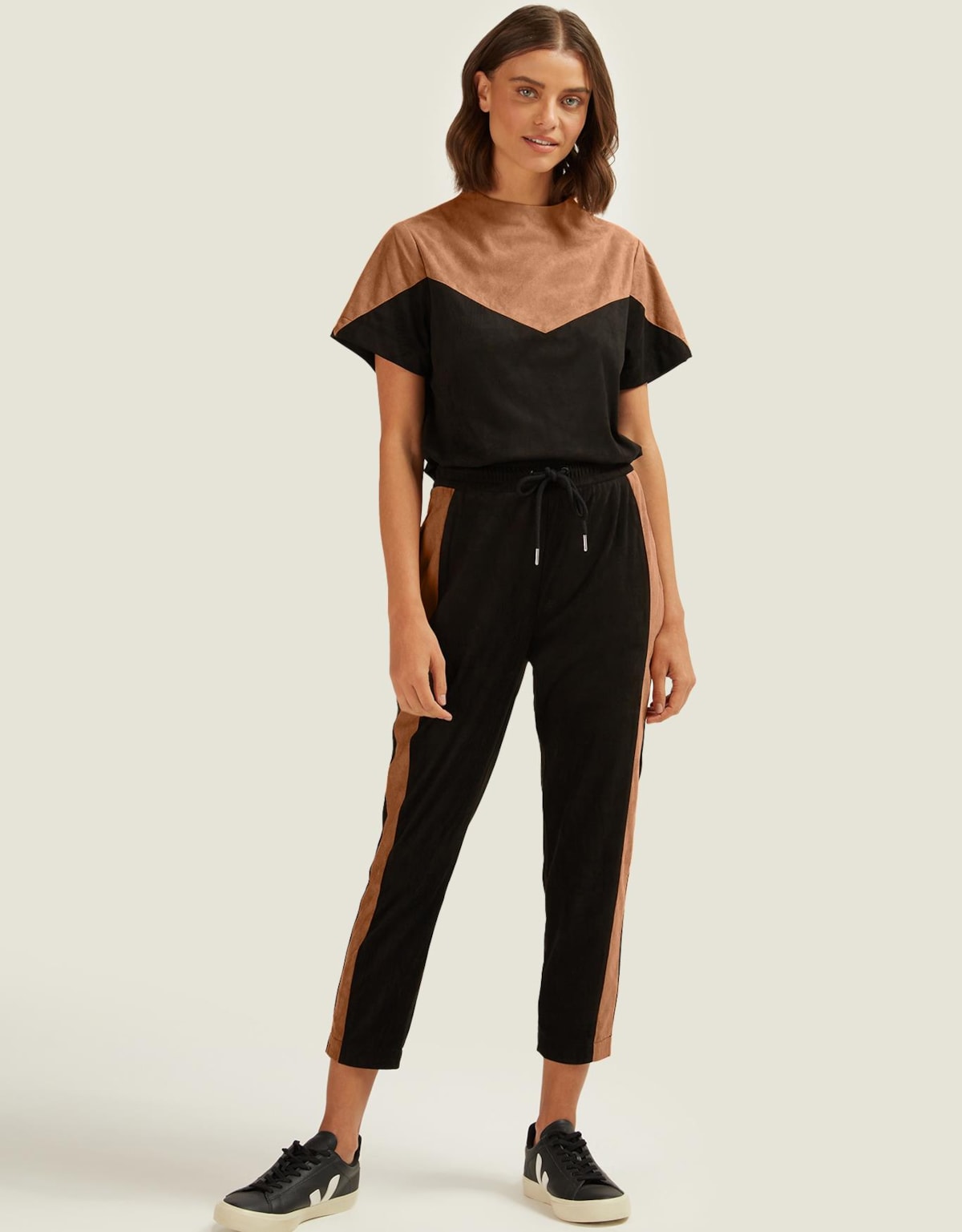 image_85c56c49-9cbf-435a-979f-8ce8f75ee88c