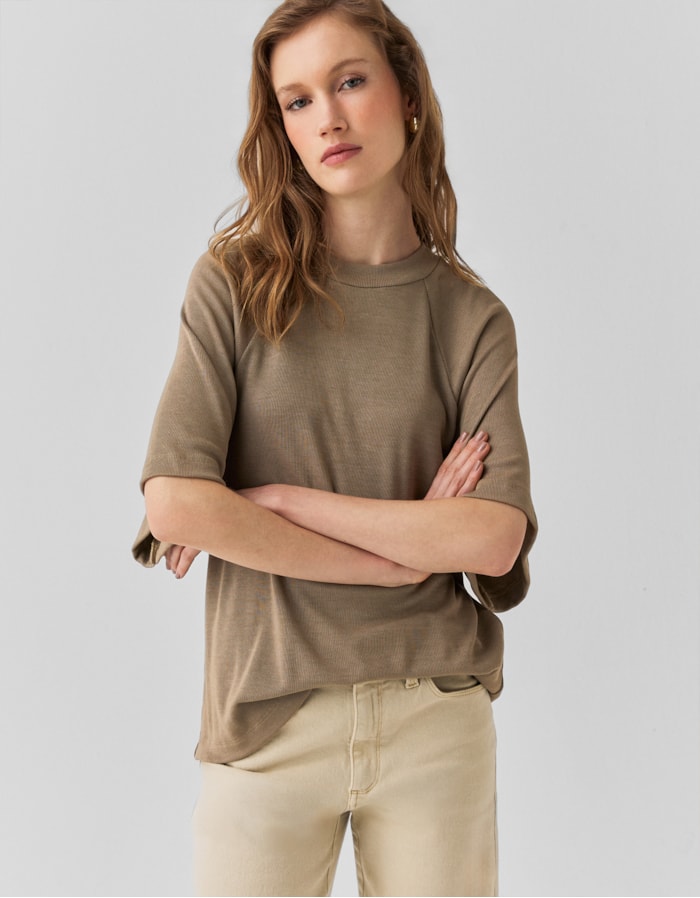 Shoulder — Blusa Malha Cava Raglan