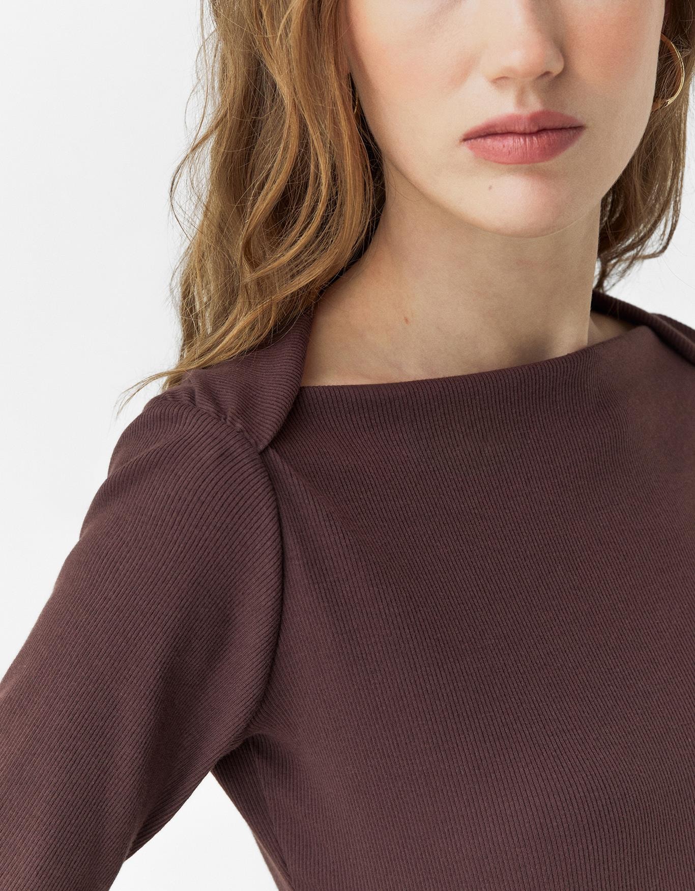 Blusa Malha Decote Canoa