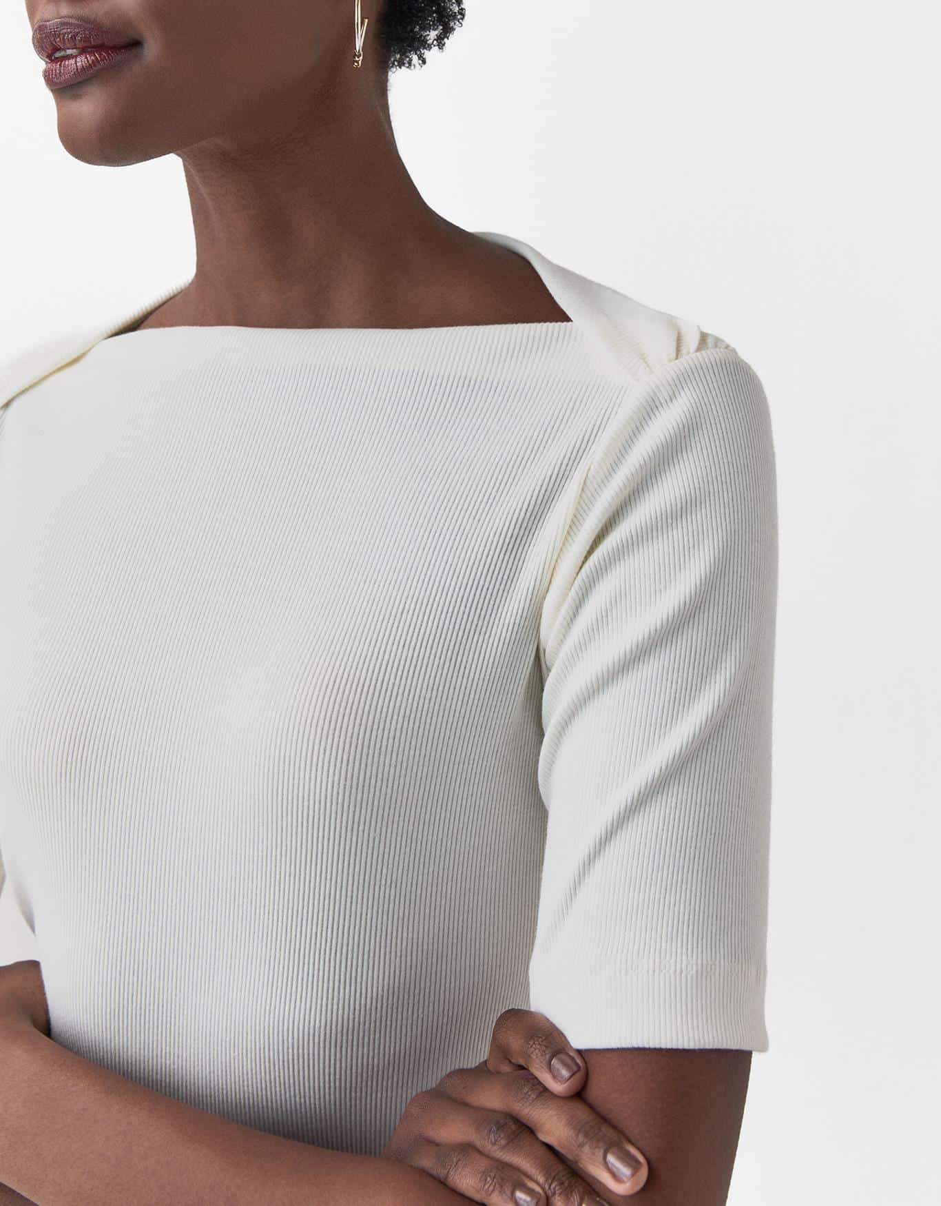 Blusa Malha Decote Canoa