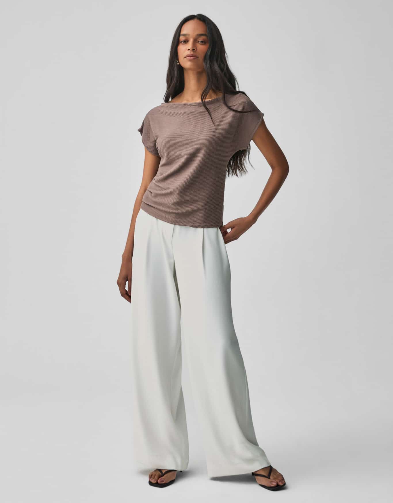 Blusa Malha Decote Canoa