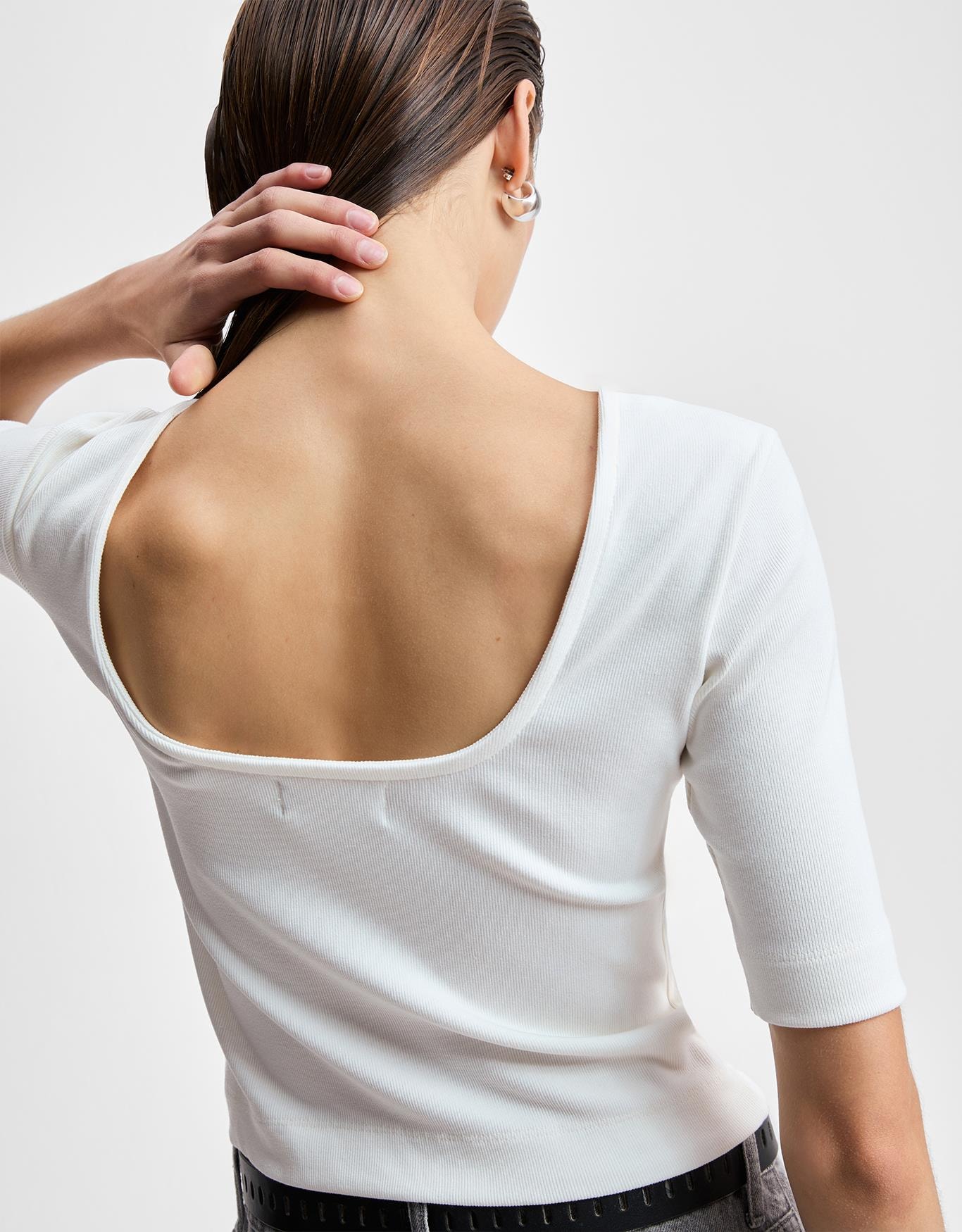 Blusa Malha Decote Costas