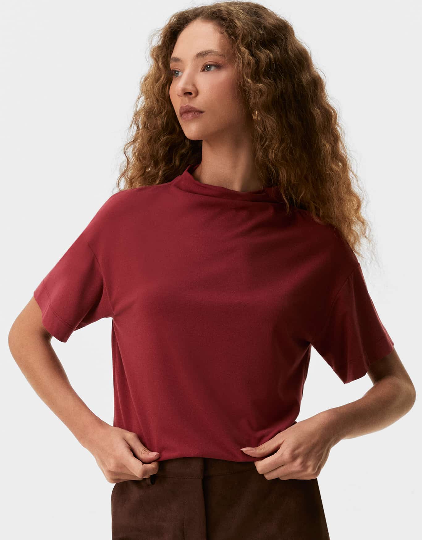 Blusa Malha Gola Alta