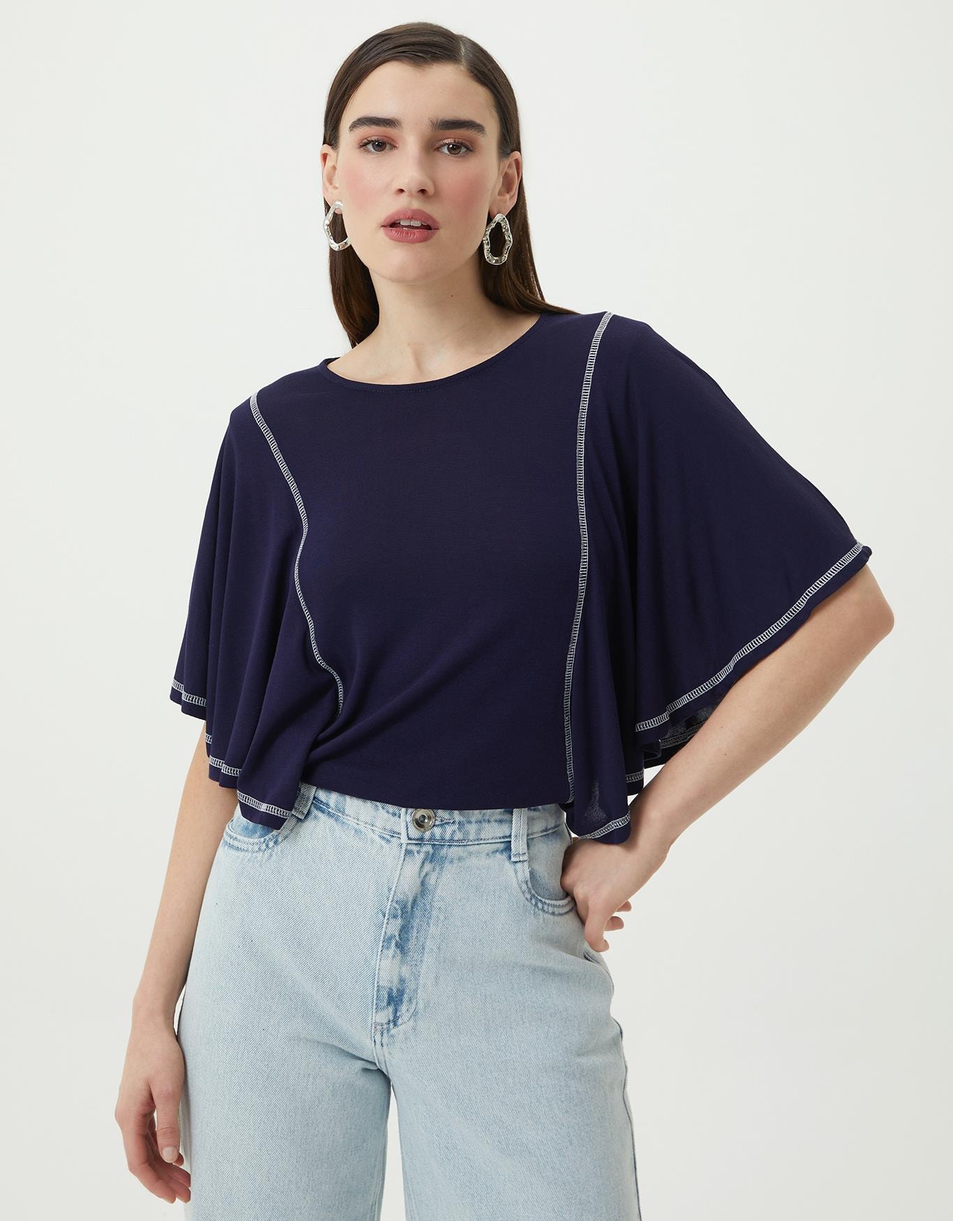 image_e799822a-4e04-41c9-8bb0-512833892f6e