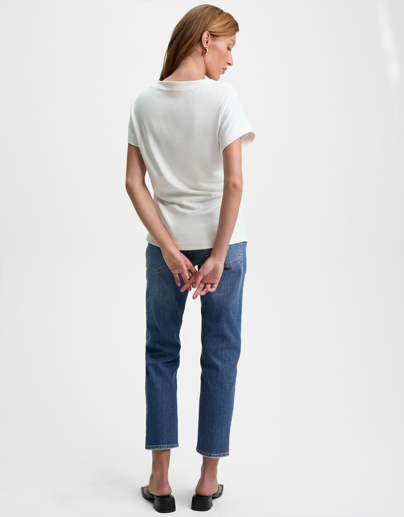 image_1c874bba-1d1a-47f9-9788-e6c8bbf2bae7