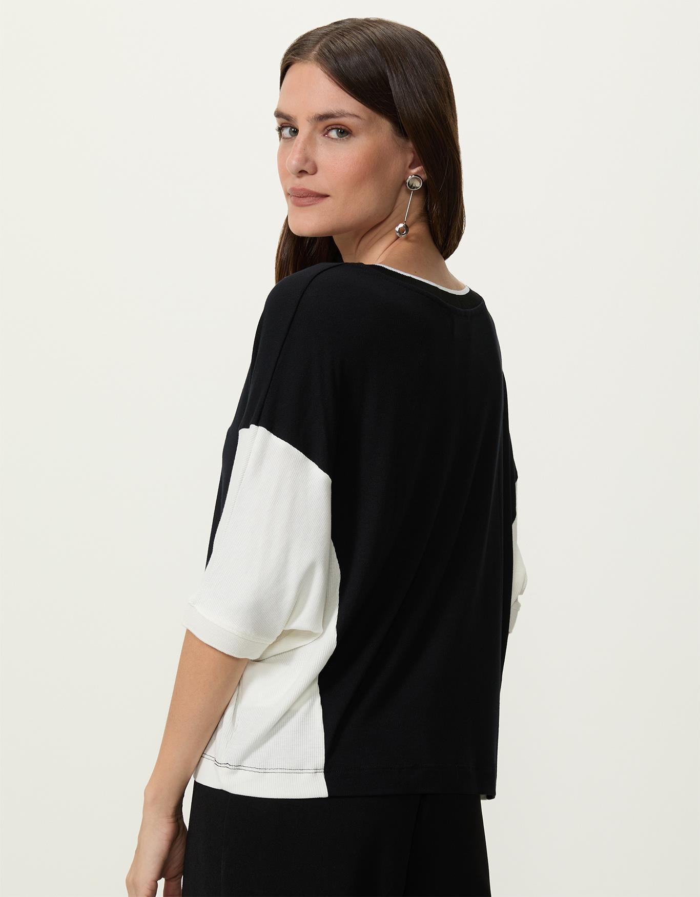 image_8f7d0e2d-e048-46e5-978d-53e42b58a9d3