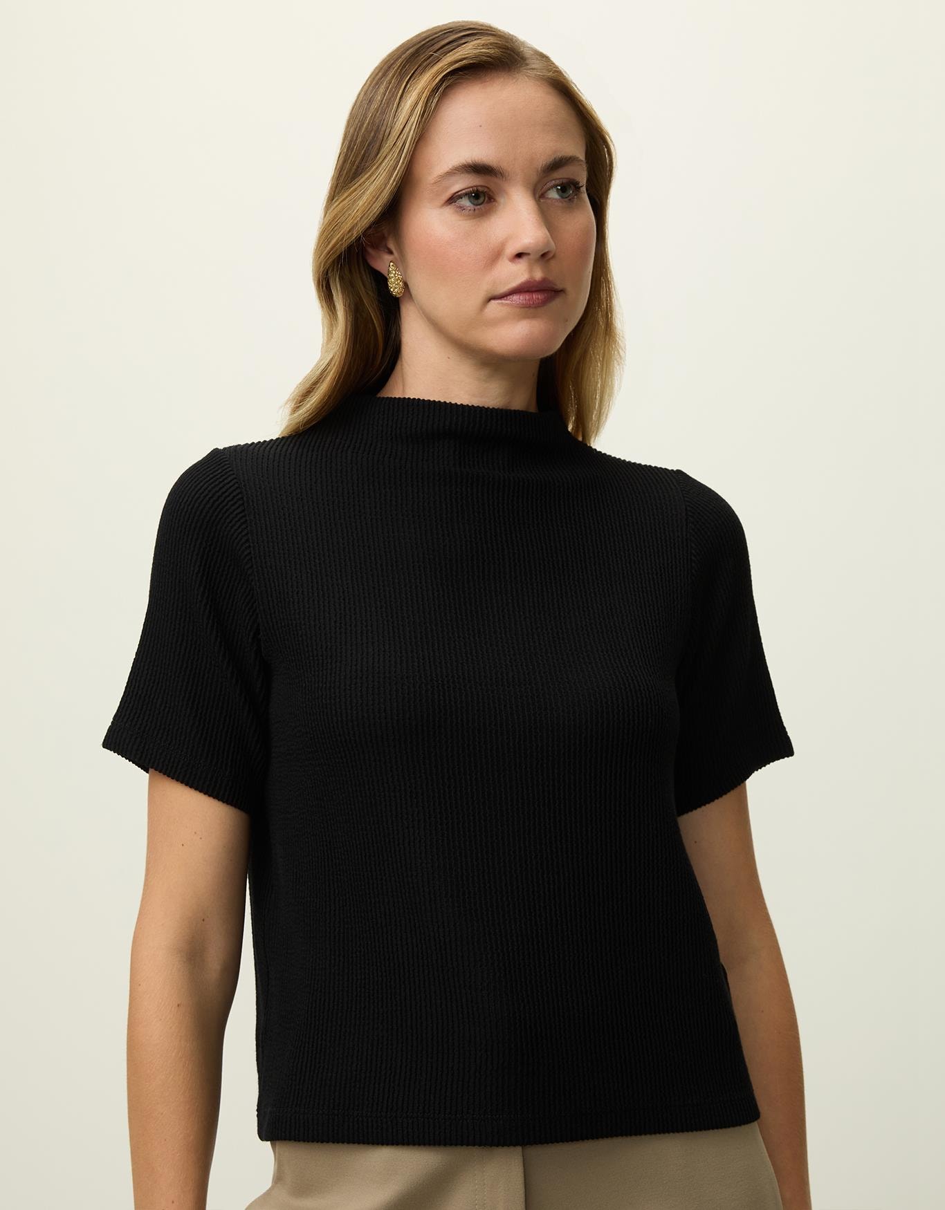 image_ebbfe372-1f3a-40be-9e47-4cb99feebd0b