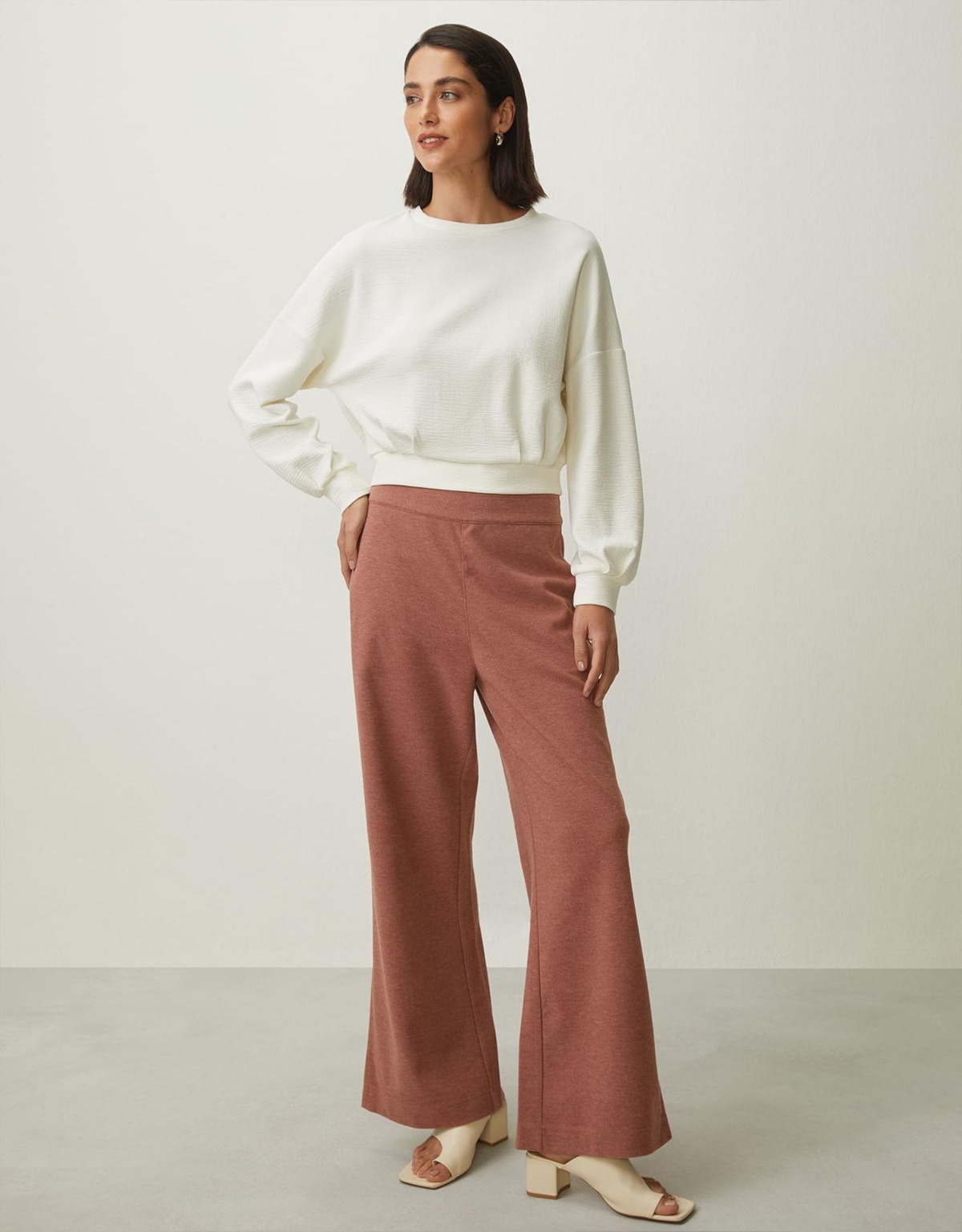 image_b2de47fd-299a-437b-aa78-0e062a5968cc