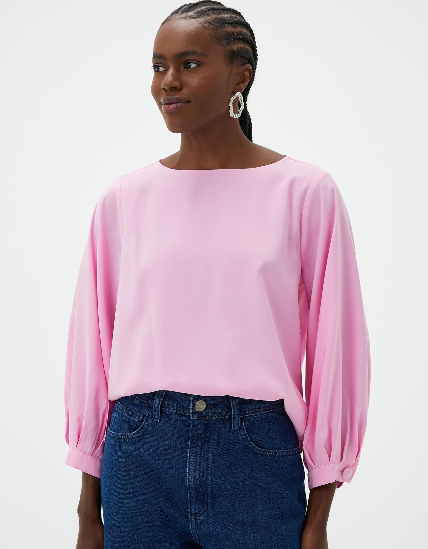 image_2e8d671a-400e-42c5-a2bf-708e8de586bf