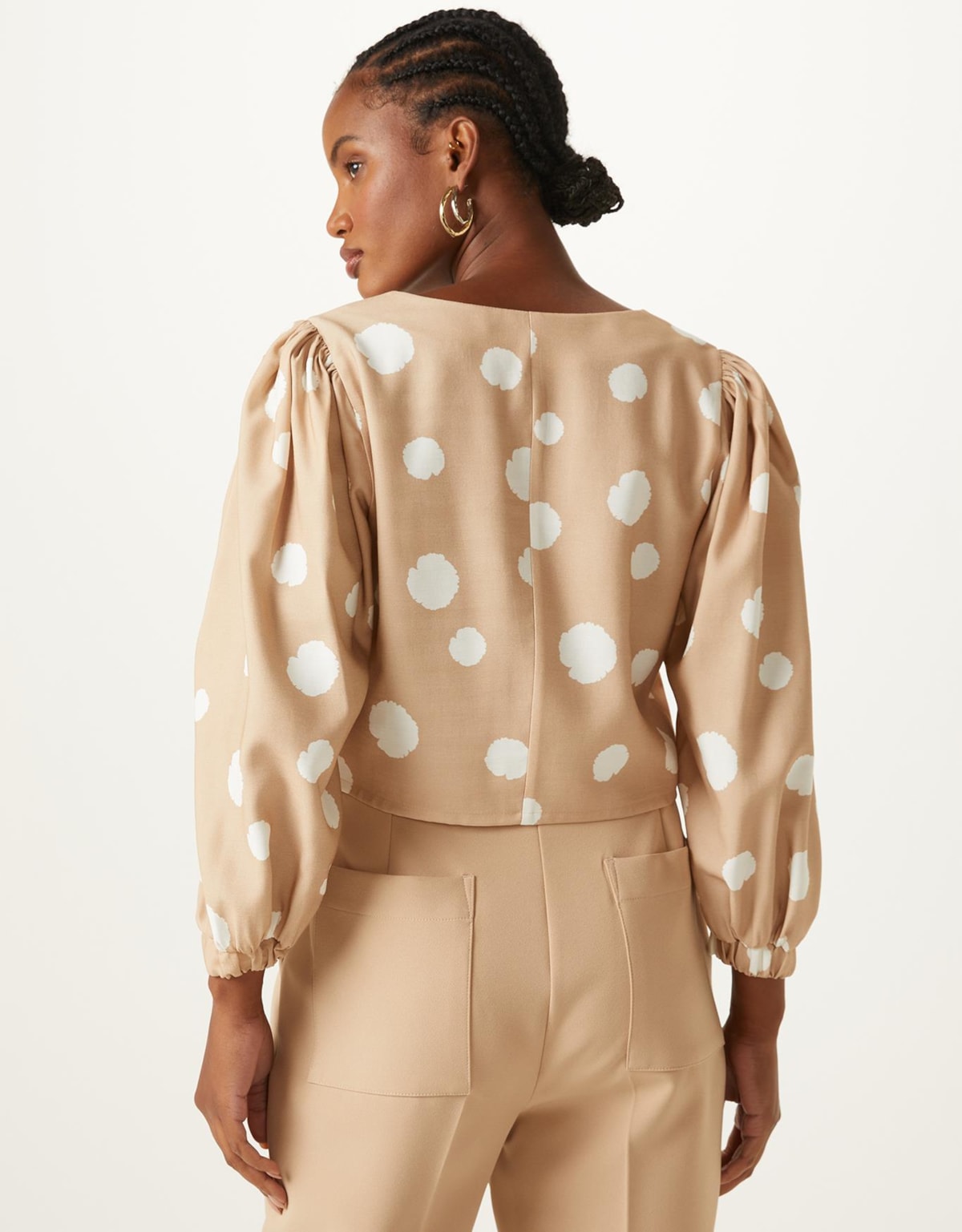 image_ee0efdc9-8d97-4f14-88f9-9aeebf934122