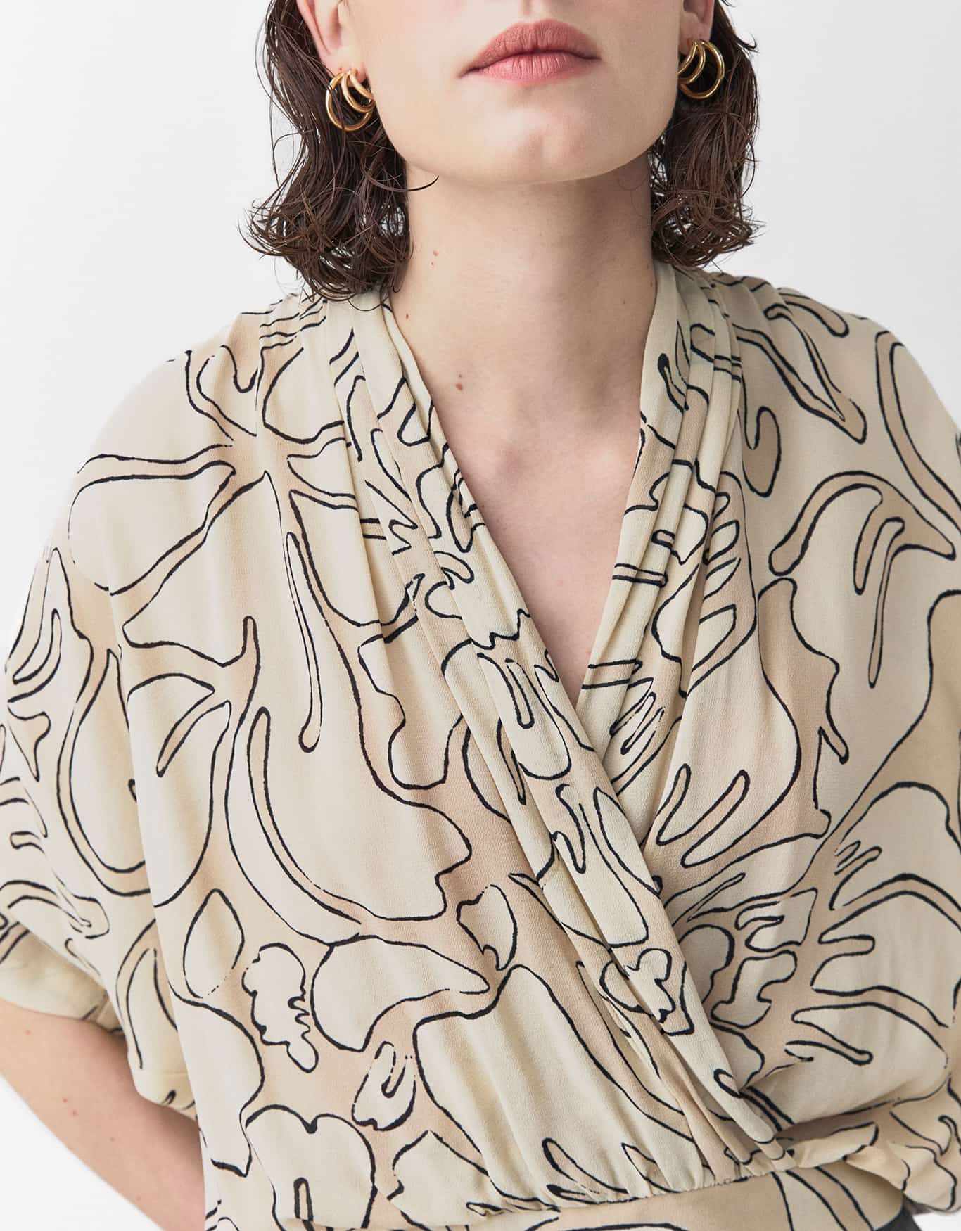 Blusa Manga Curta La Bella Flor