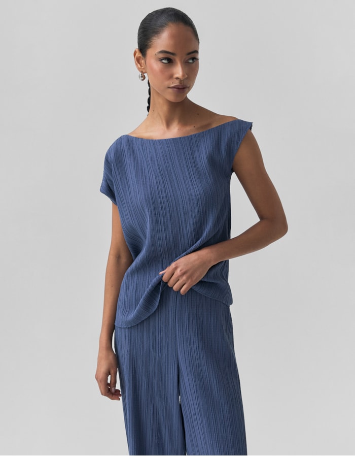 Shoulder — Blusa Manga Curta Textura