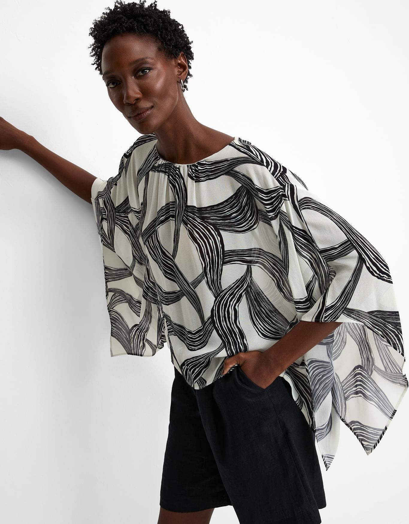 Blusa Manga Kimono Gráfico