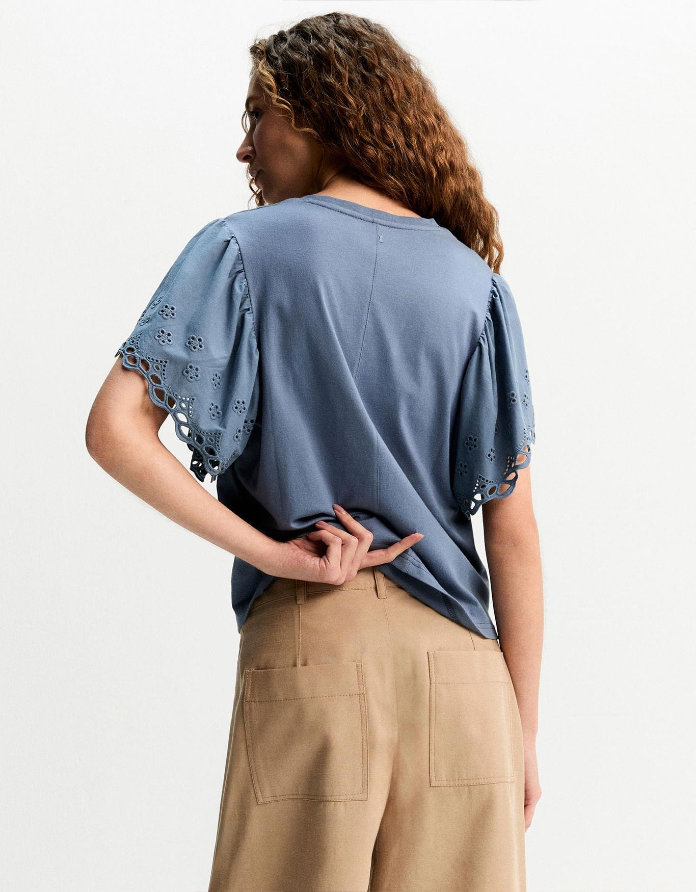 image_bbb1e3ae-5ad5-4ee5-ba54-bdf62a40fd24