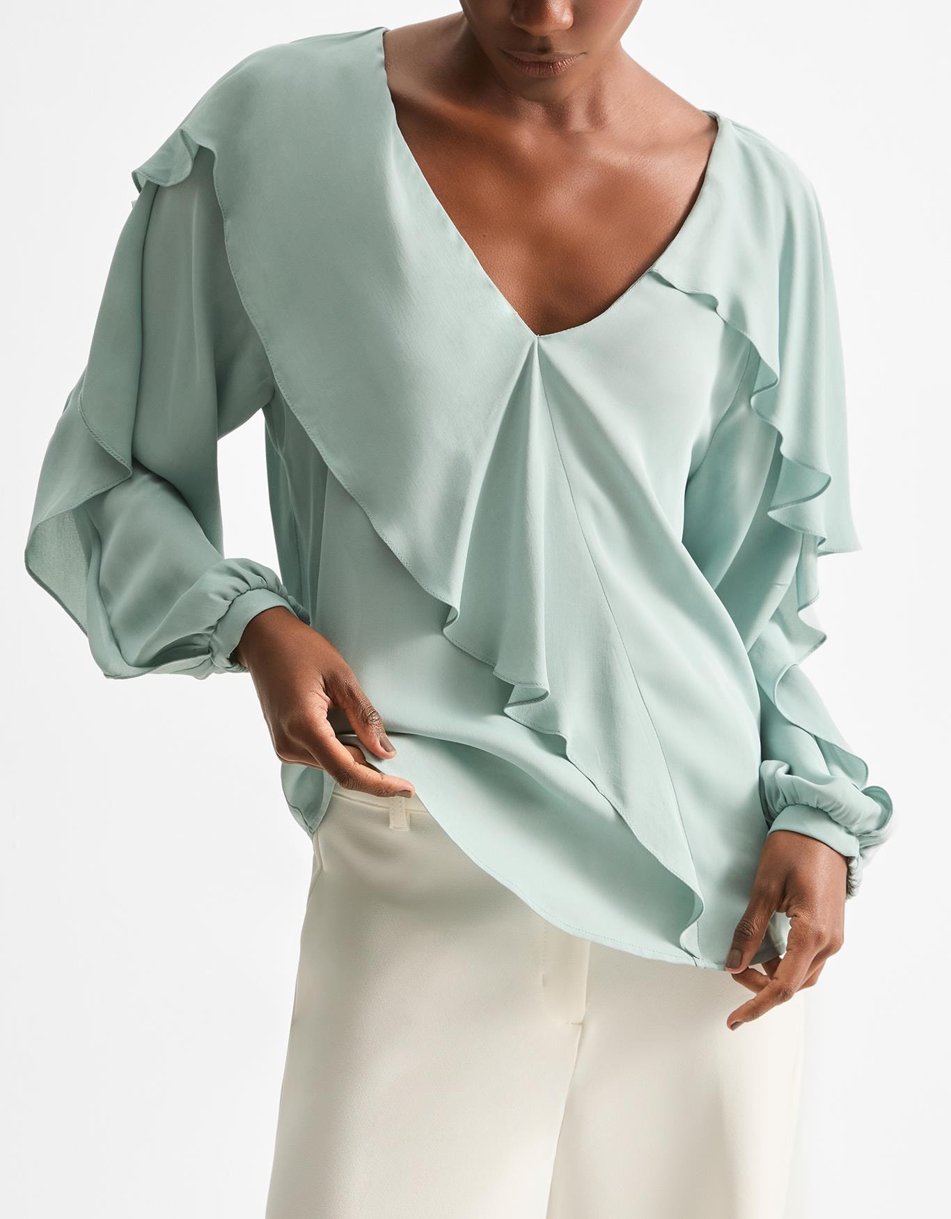 Blusa Manga Longa Babados