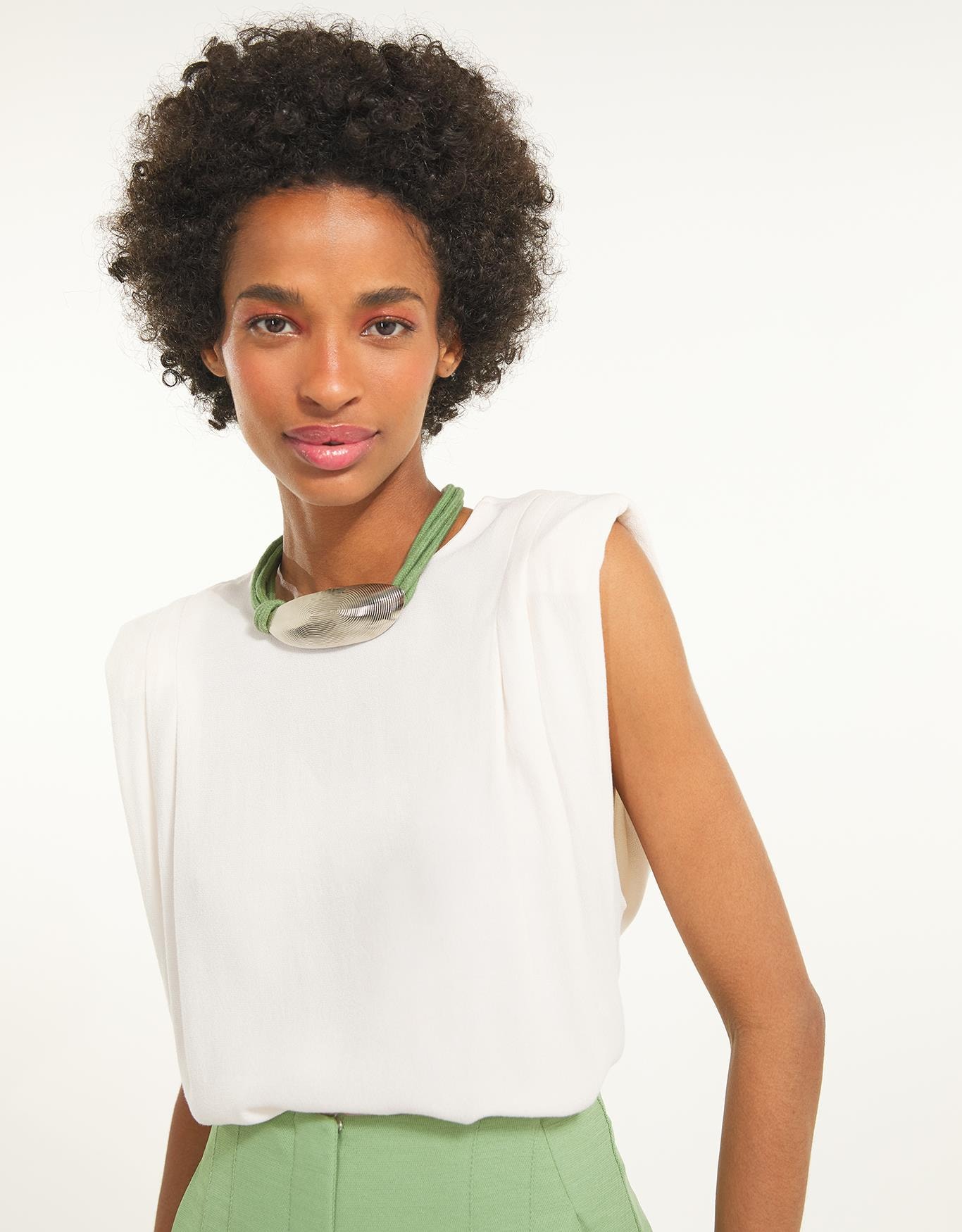 image_2e2ab2d6-e2ee-4dfb-a2f6-10a4c3f23690