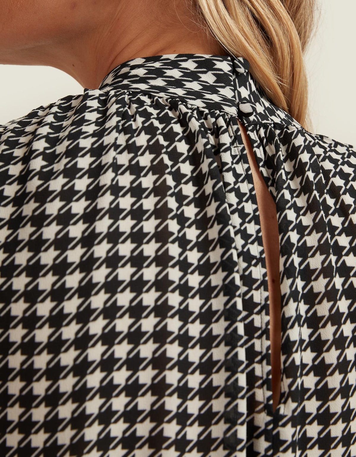 image_ae2ab9ab-708b-43aa-8647-76ae984ed200