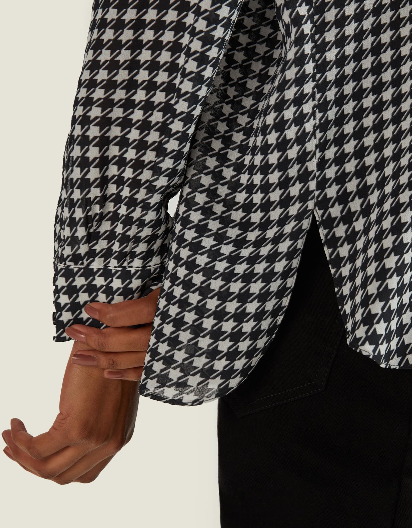 image_74ea0ef5-9fd2-4cc2-9218-56caf1c6671a