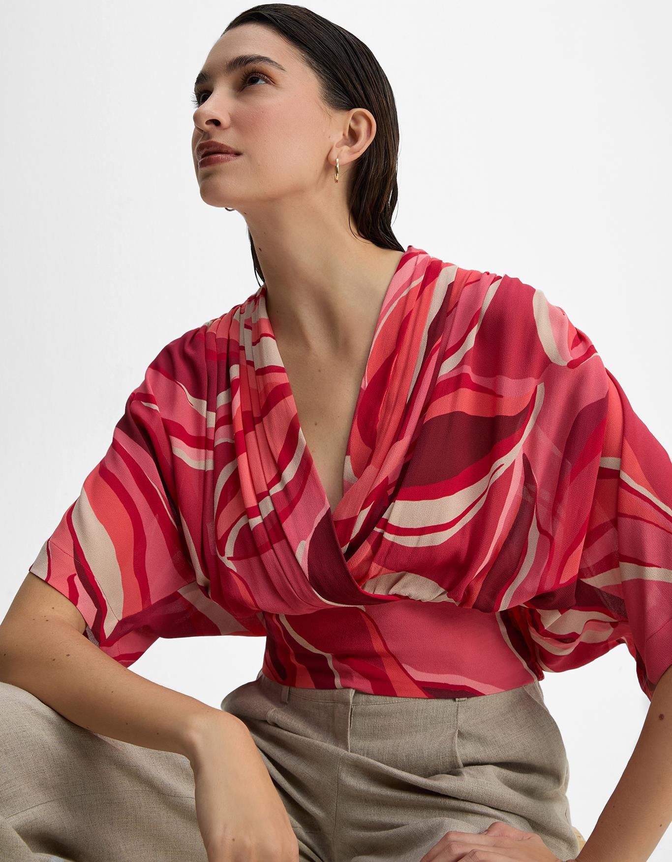 Blusa Pinceladas Vermelhas