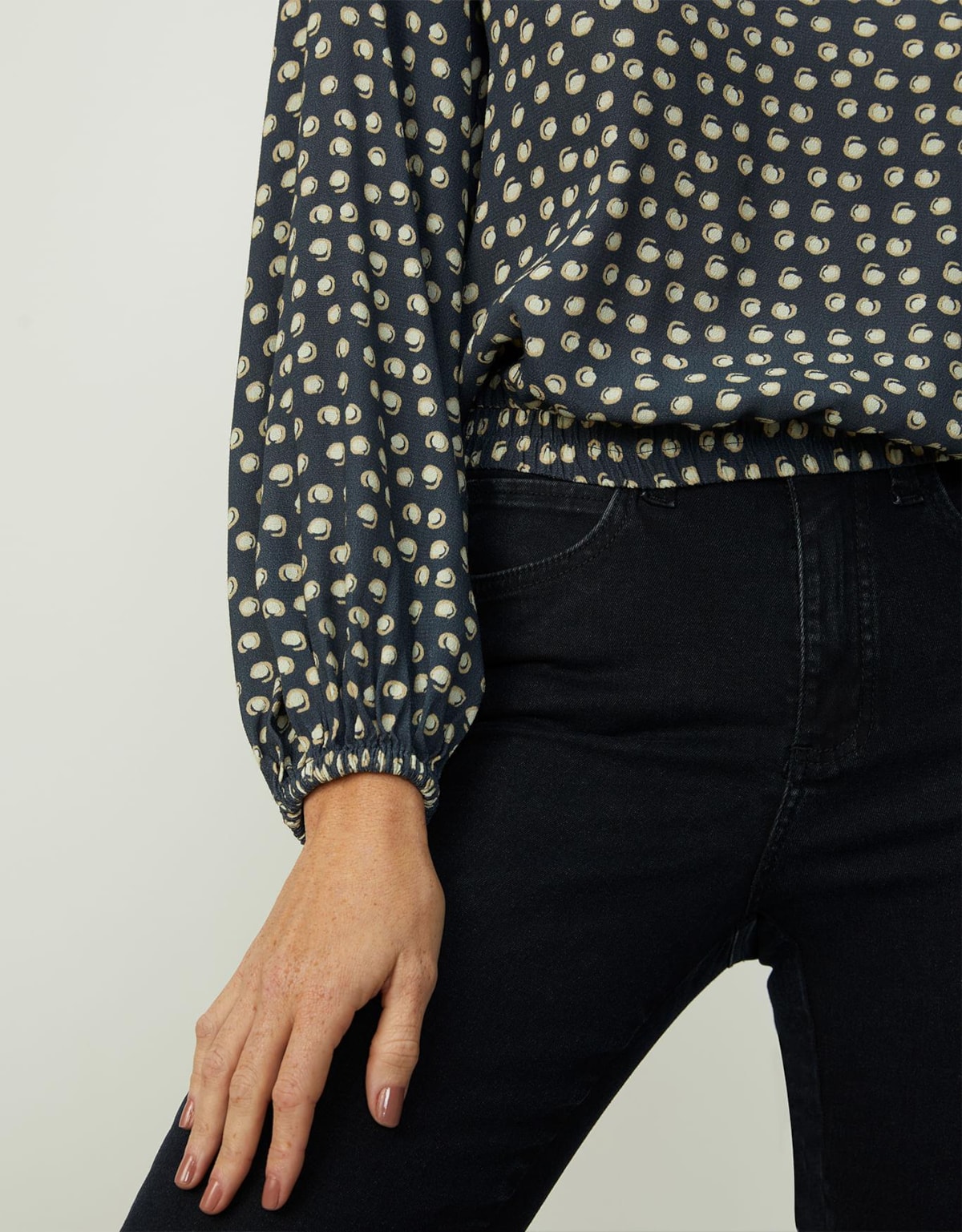 image_17d7b618-a192-4120-a0f6-31df1dfc42db