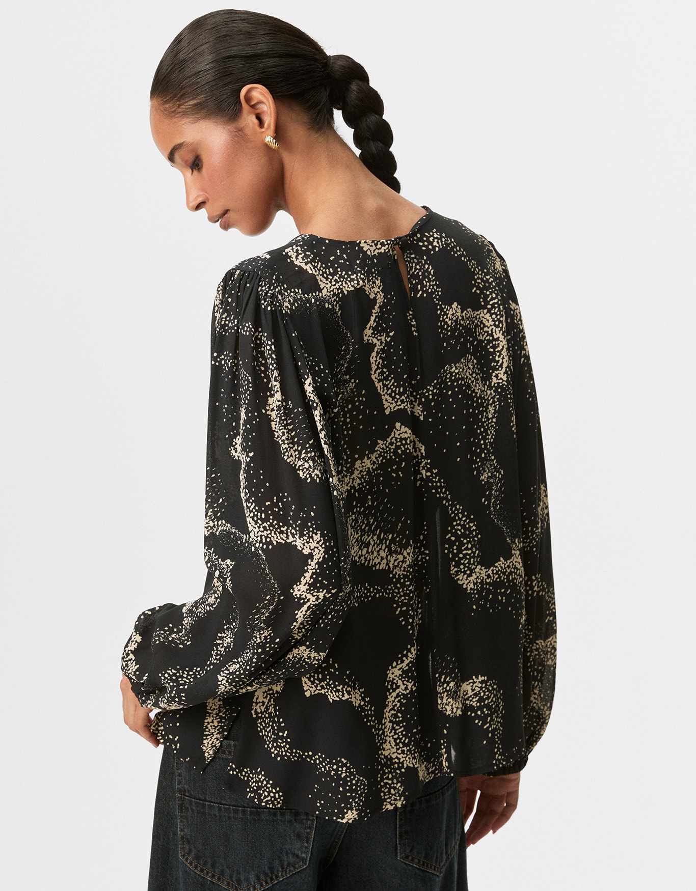 image_68ce575e-1c69-4983-9d97-6c57f39b955c