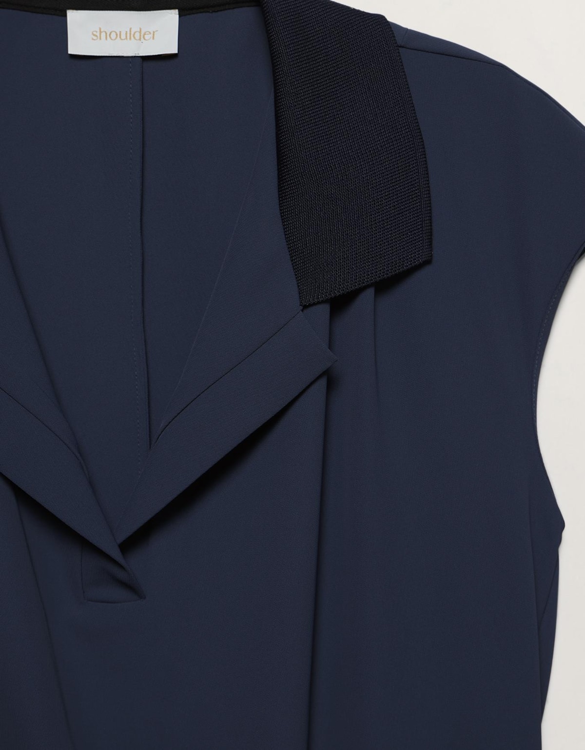 image_e98b11b9-8f09-4c8b-9986-60a0c6b188b1