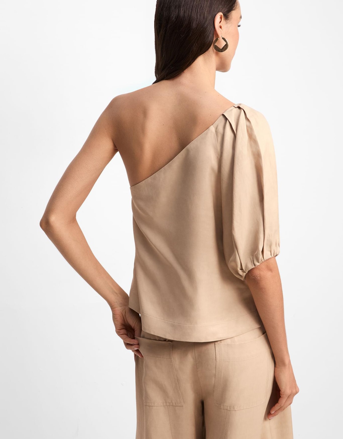 image_effe4e32-b0cc-4fb9-ad4e-c743eeeaed64