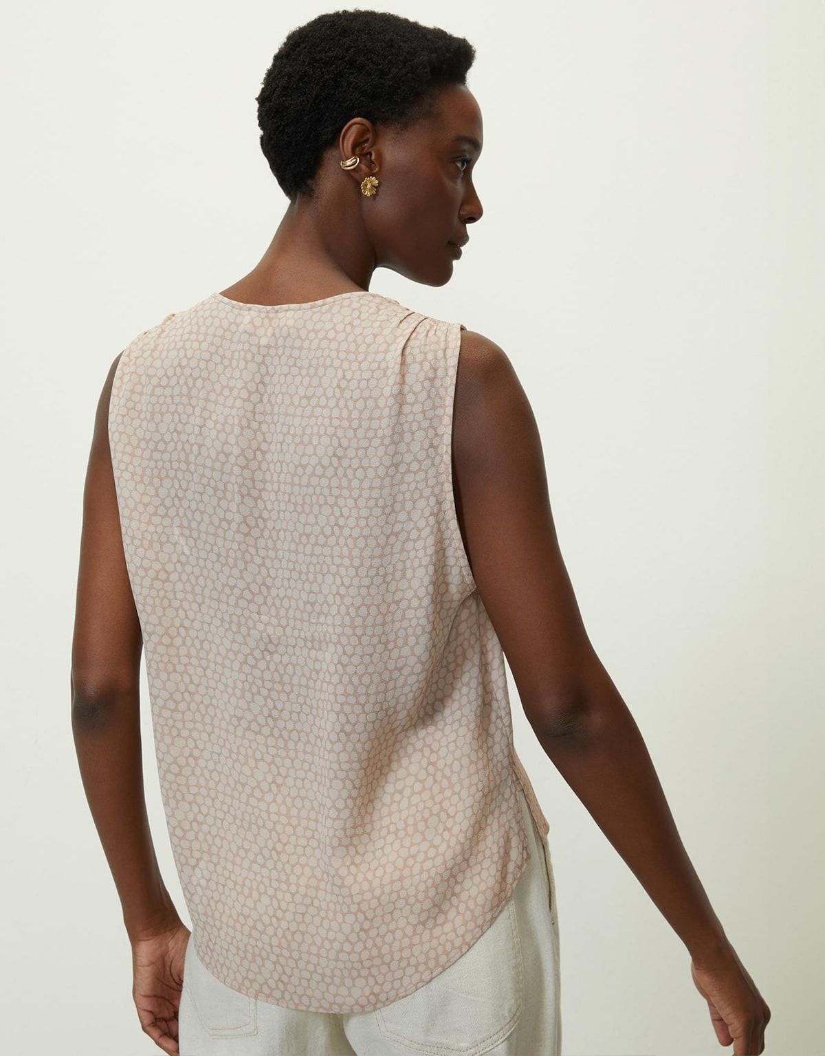 image_11ec22de-a64b-44d6-a525-ffd8748b3f8c