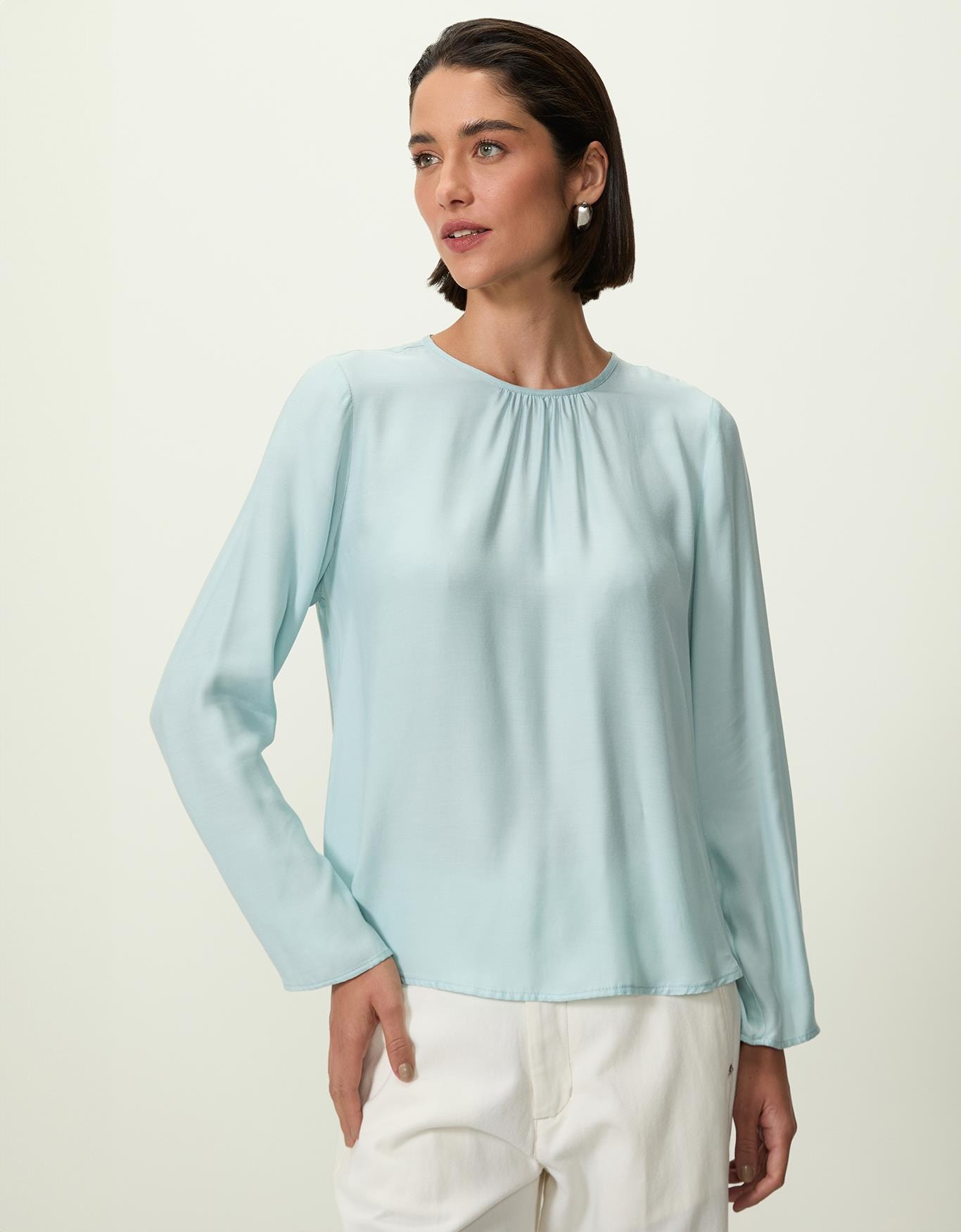 image_f34a8f6c-6cdf-4420-a689-78adeedf790a