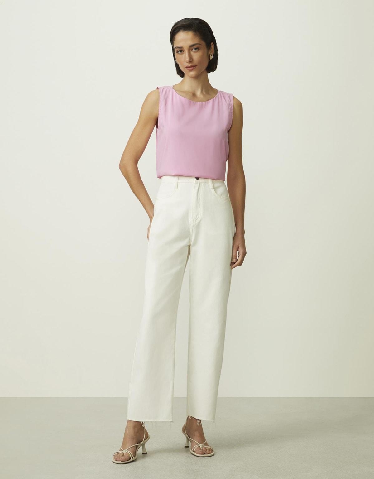 image_430f98a4-e4fe-4cd3-bd79-6f6d6d8ba7c2