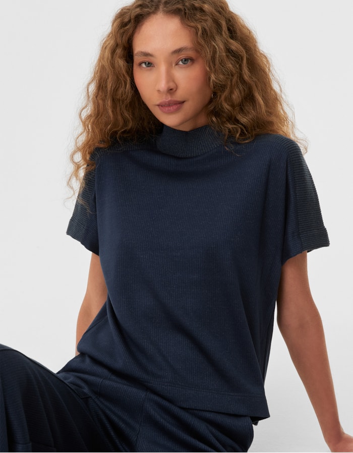 Shoulder — Blusa Retilinea Canelado 360