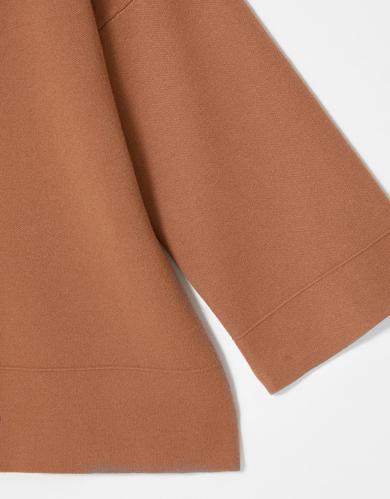 image_eccb03c7-9688-4967-a700-60873fd9df71