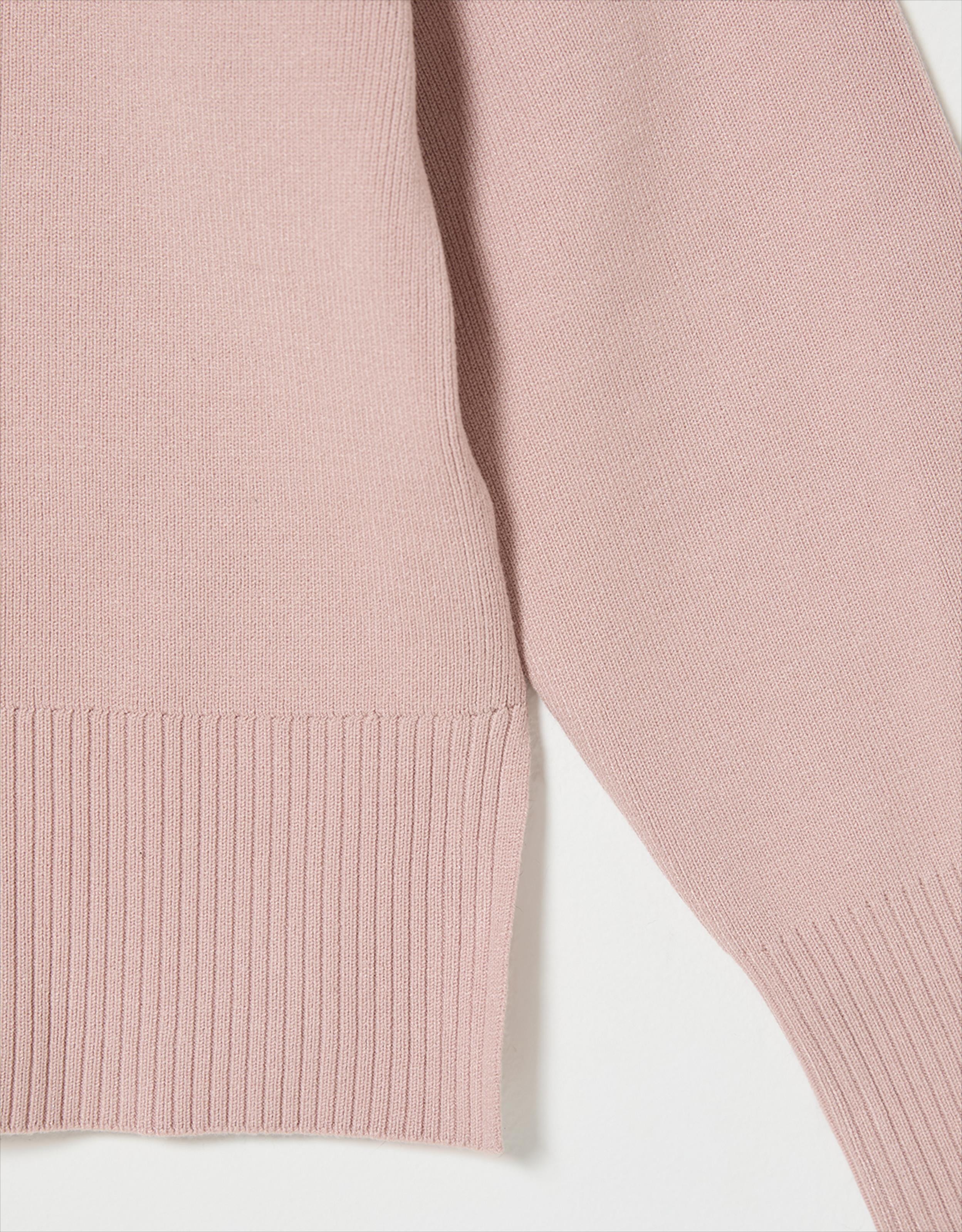 image_70df9ed4-66ec-49d3-b07c-8f2b986f0546