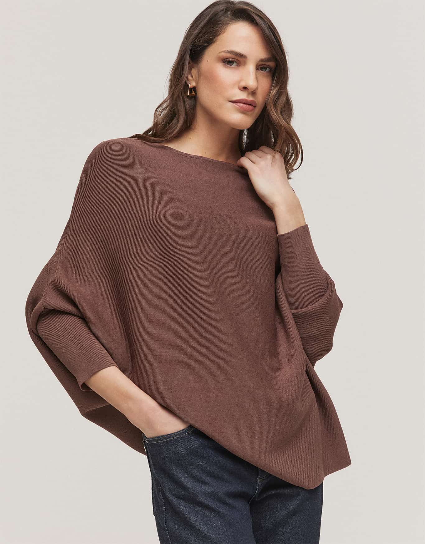 Blusa Tricot Ampla Gola Alta