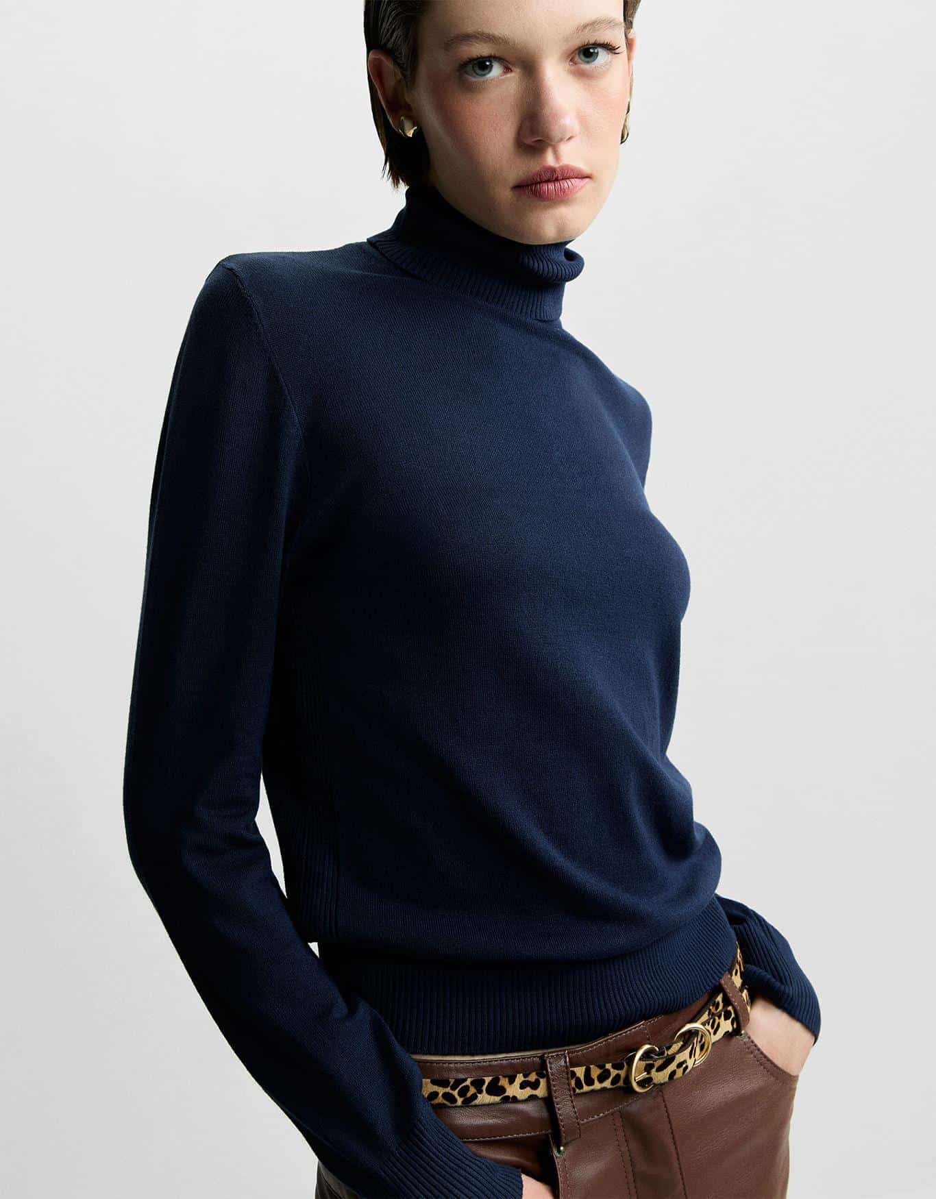 Blusa Tricot Básico Gola Alta Azul