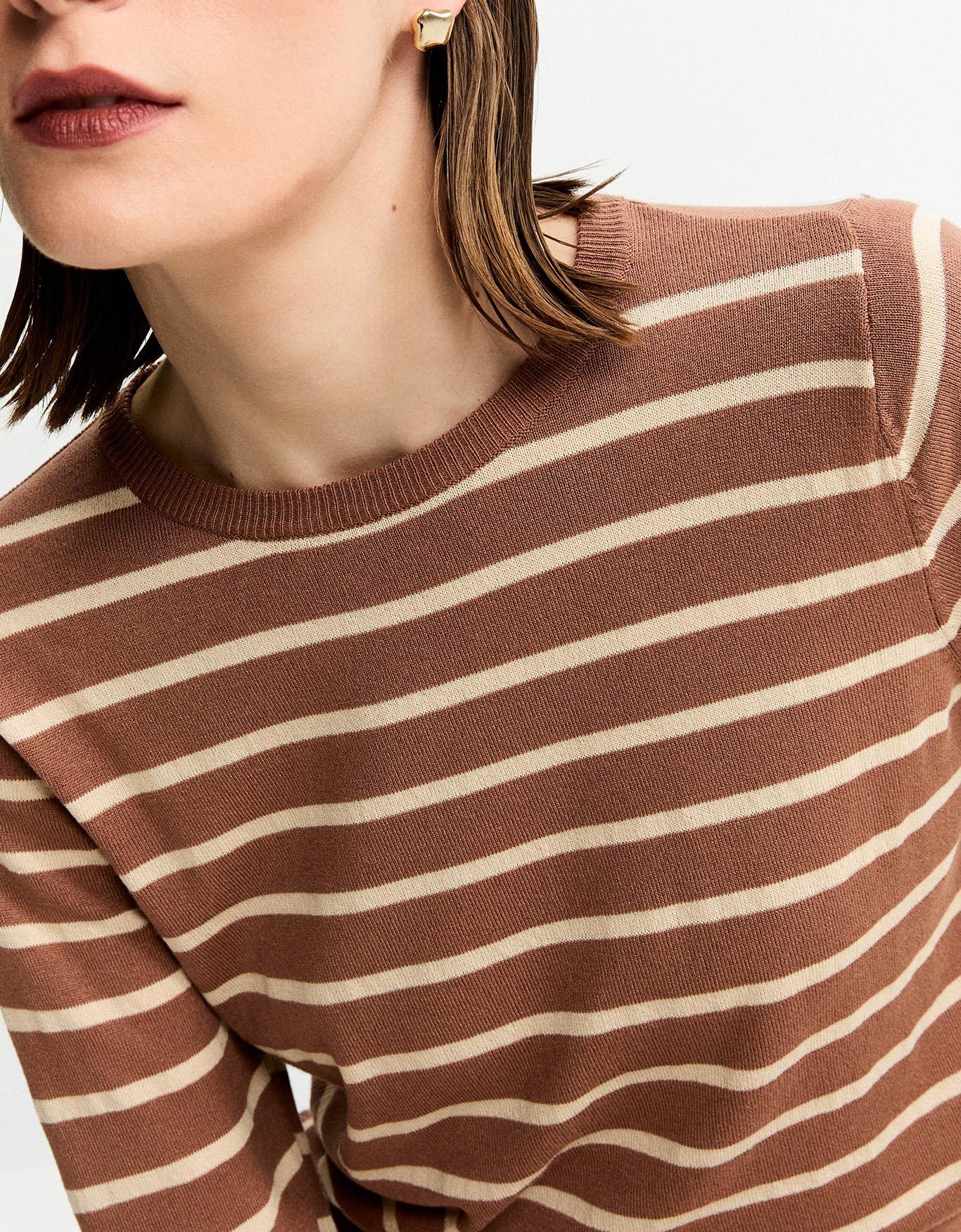 image_ae167cfe-ff63-4abe-a58f-652e8c8575f8