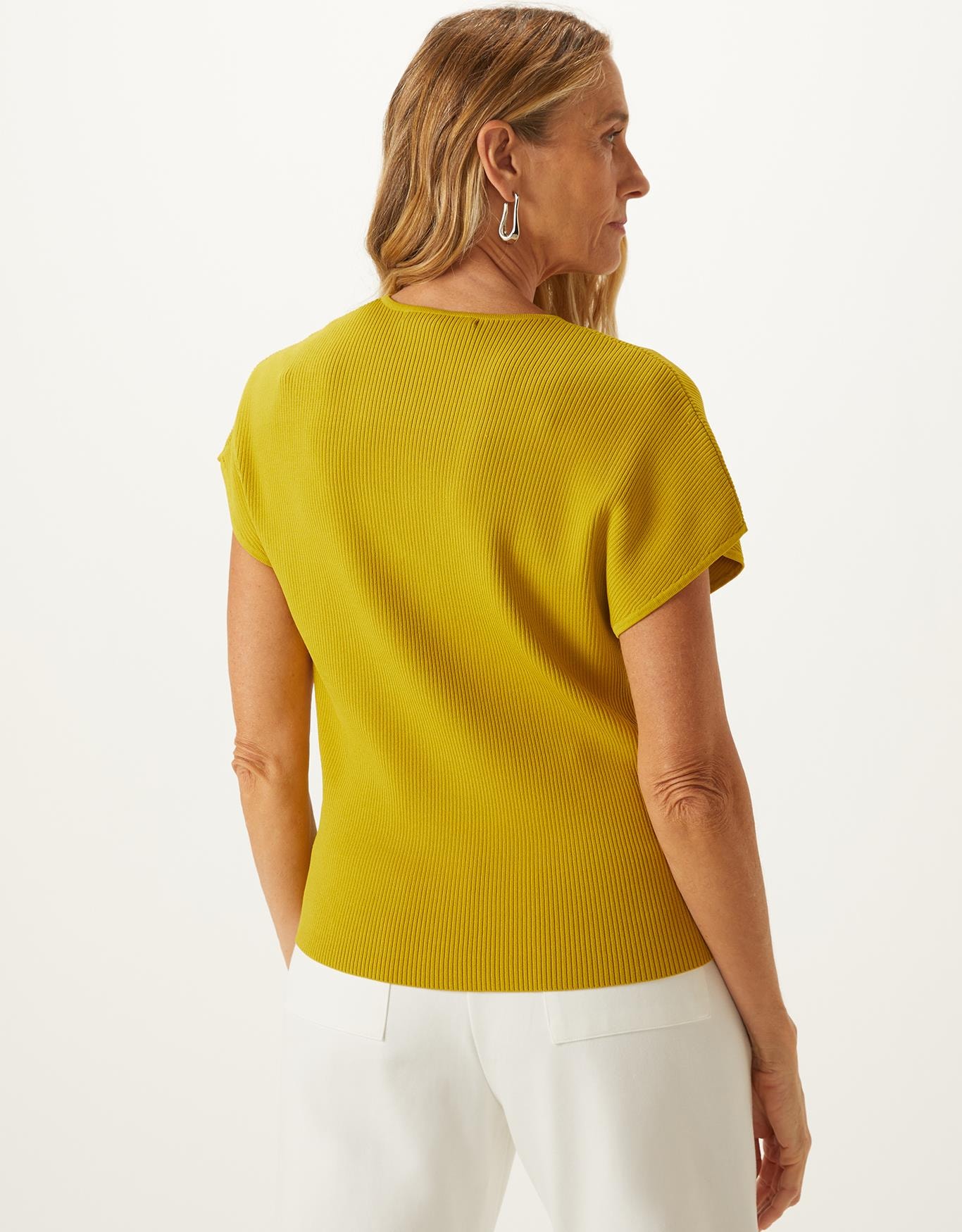 image_ba0cbffb-da87-45a6-9074-62c287391482