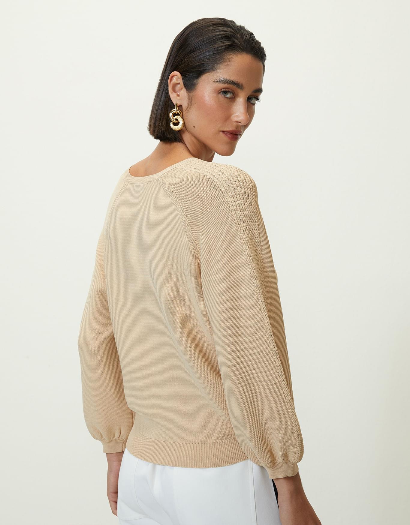 image_f01d7b98-833f-46f3-baf1-a94b2ac7e98d