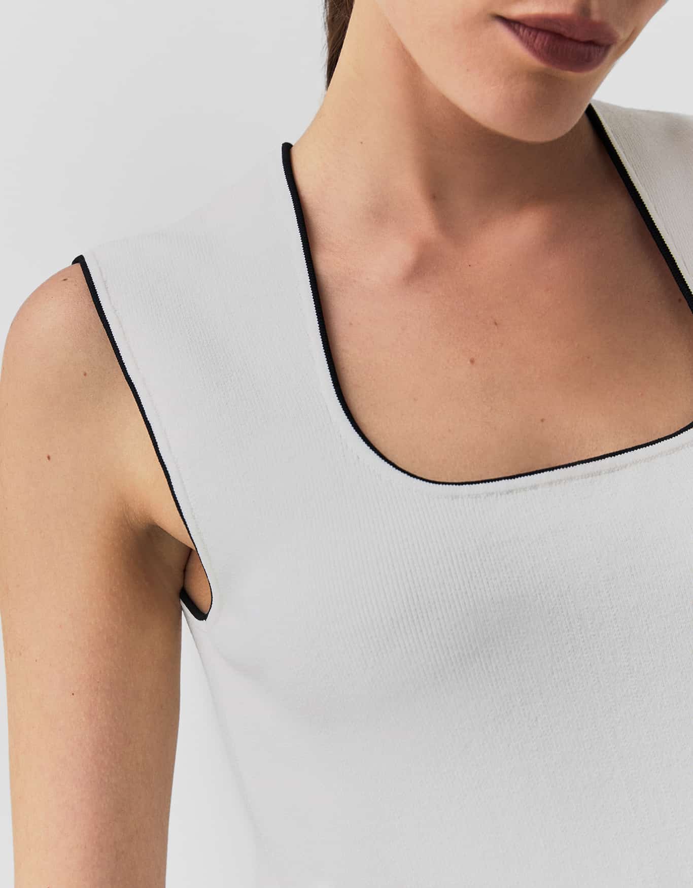 Blusa Tricot Detalhe Bicolor