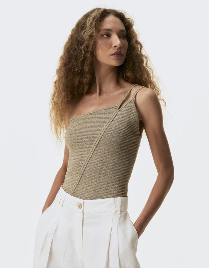 Shoulder — Blusa Tricot Dourada Um Ombro Só