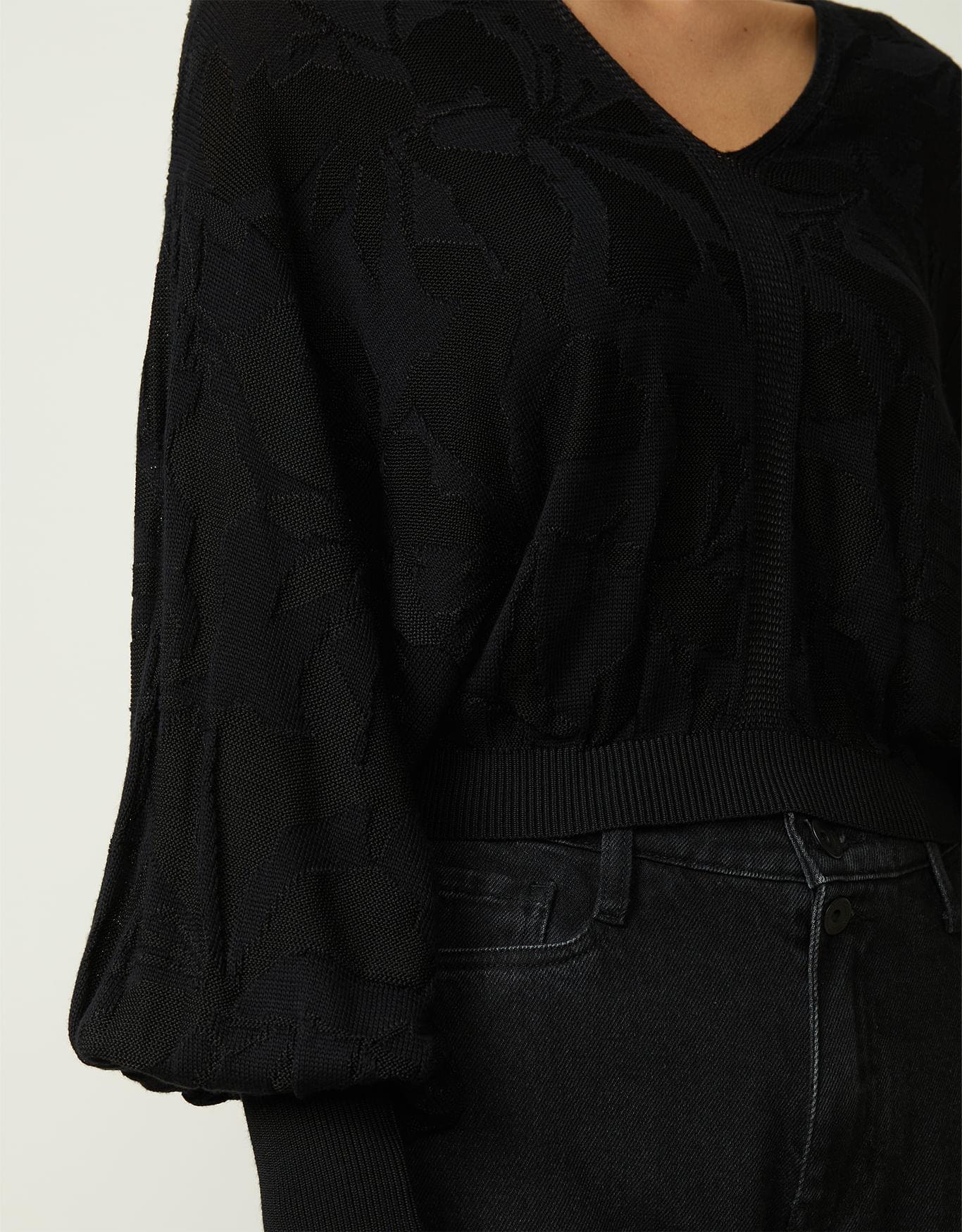 image_67f27d83-698c-44d4-8390-799e78778475