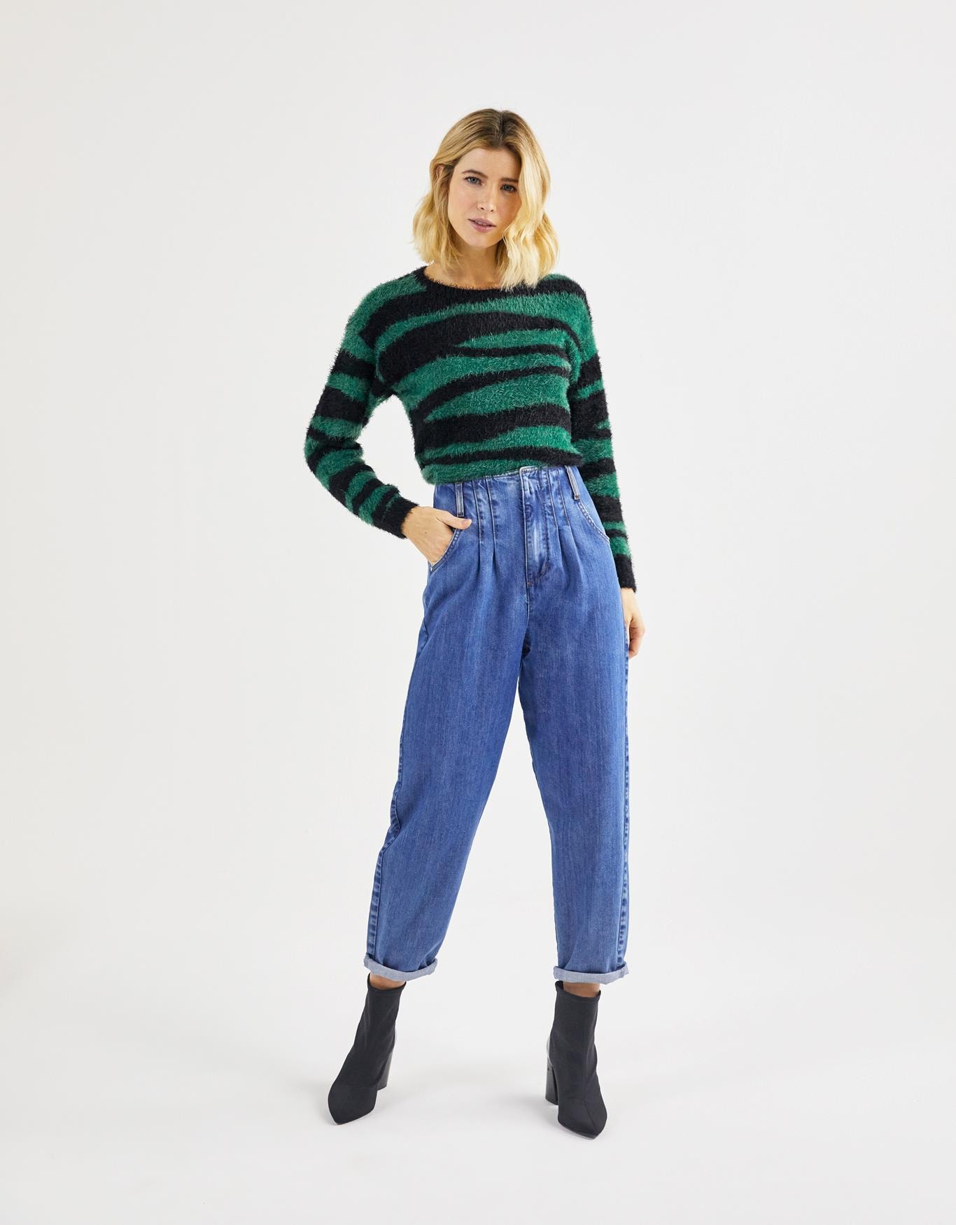 image_ce11bd62-620c-4a99-8551-70504ba87eca