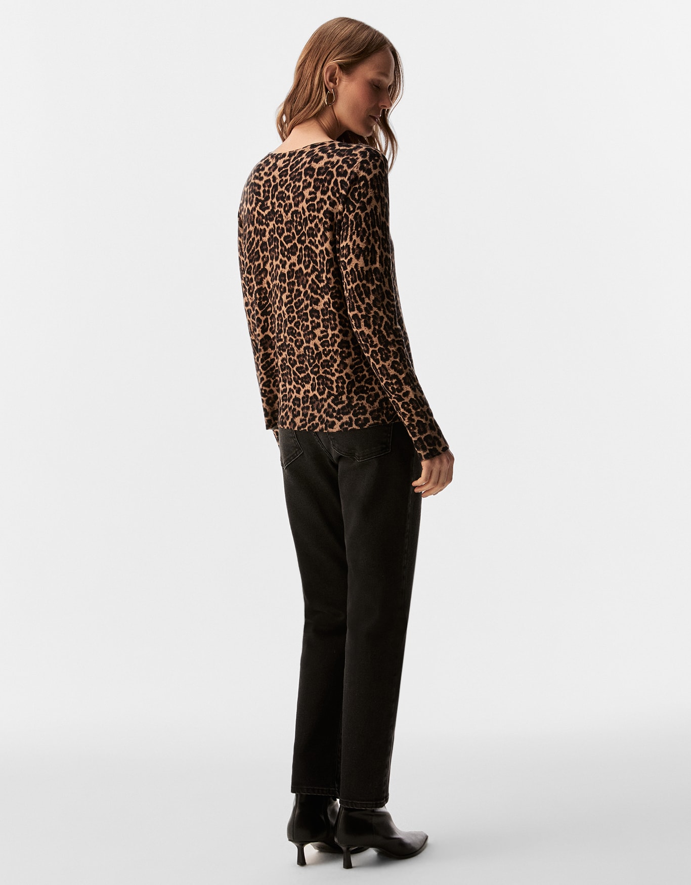 image_cb72cae2-2fcc-48ef-b1a3-3e1816ec2203