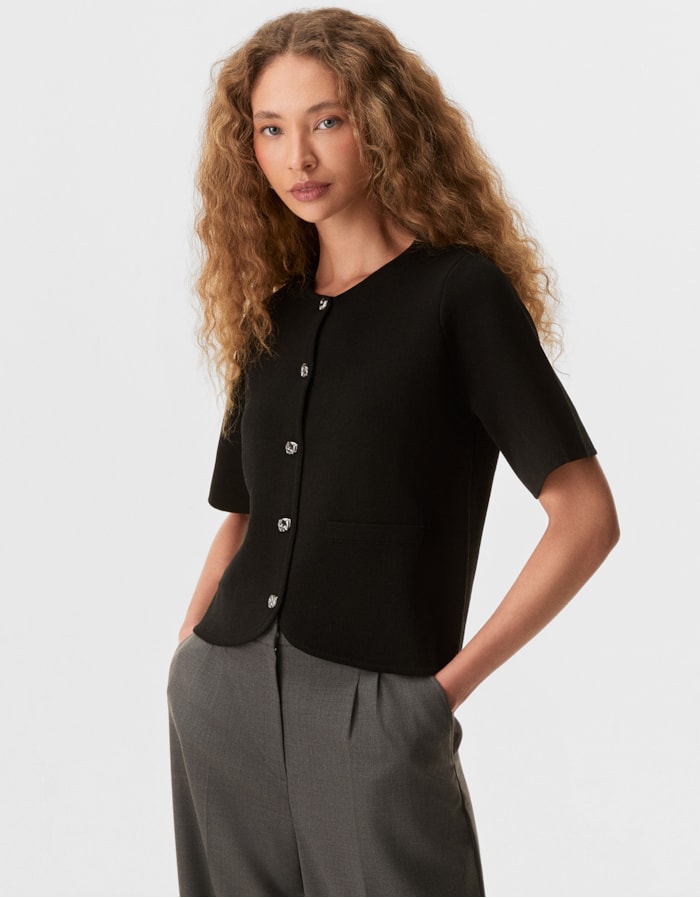 Shoulder — Blusa Tricot Manga Curta Botões