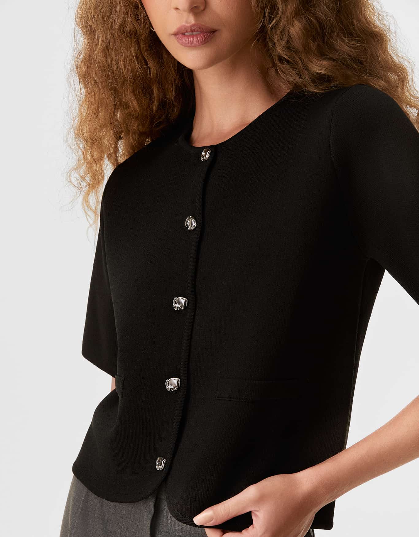 Blusa Tricot Manga Curta Botões