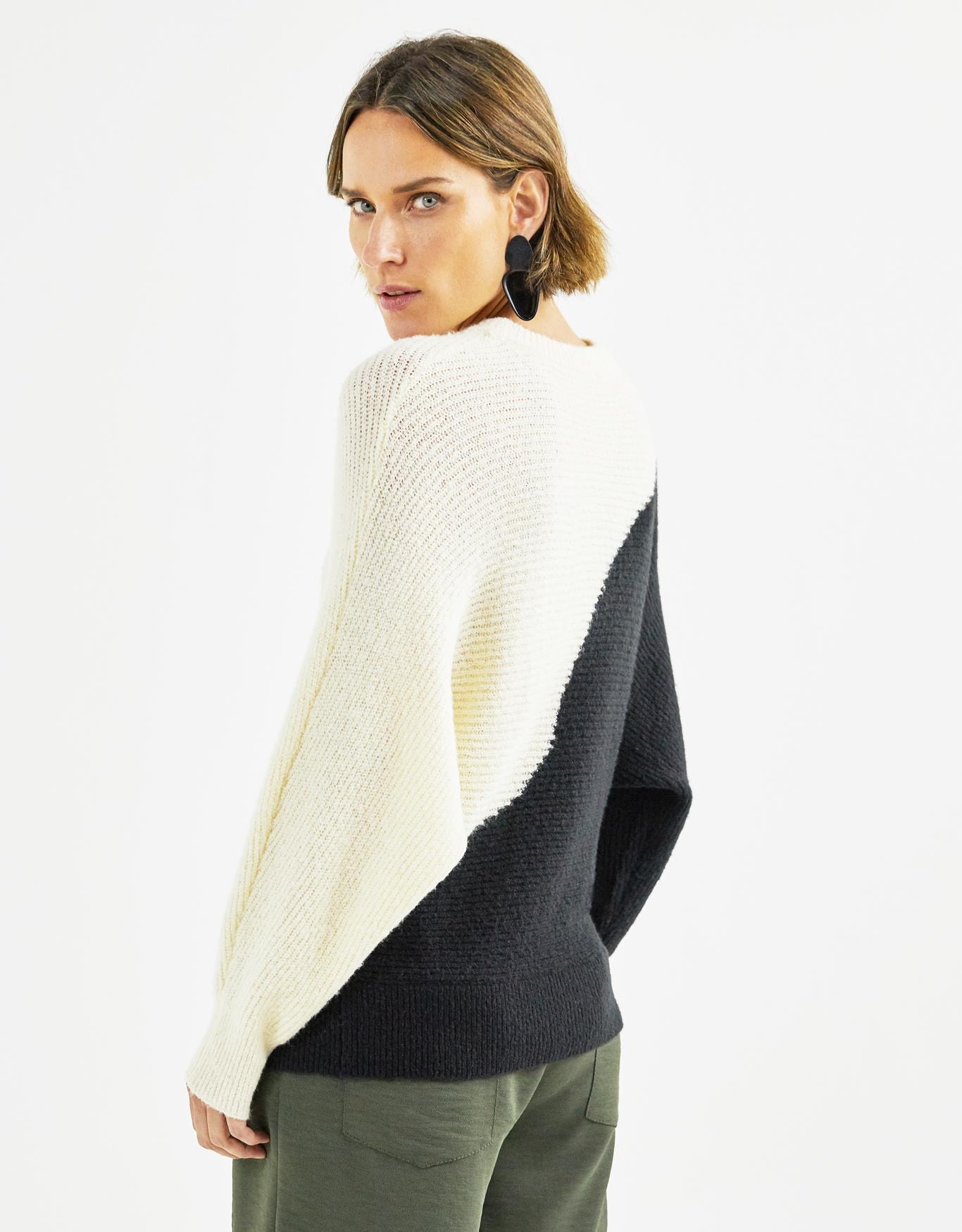 image_aee5d3dc-fdeb-4053-b0c7-2c2537c22111