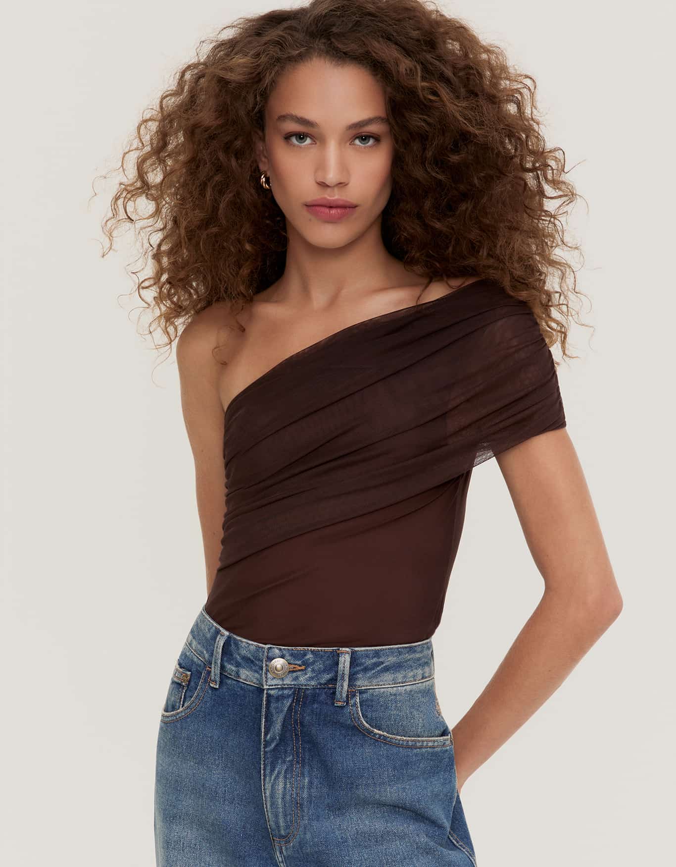 Blusa Tule Ombro Só