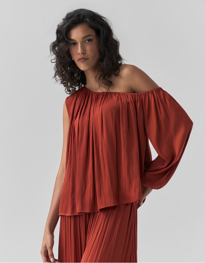Shoulder — Blusa Um Ombro Só Acetinada