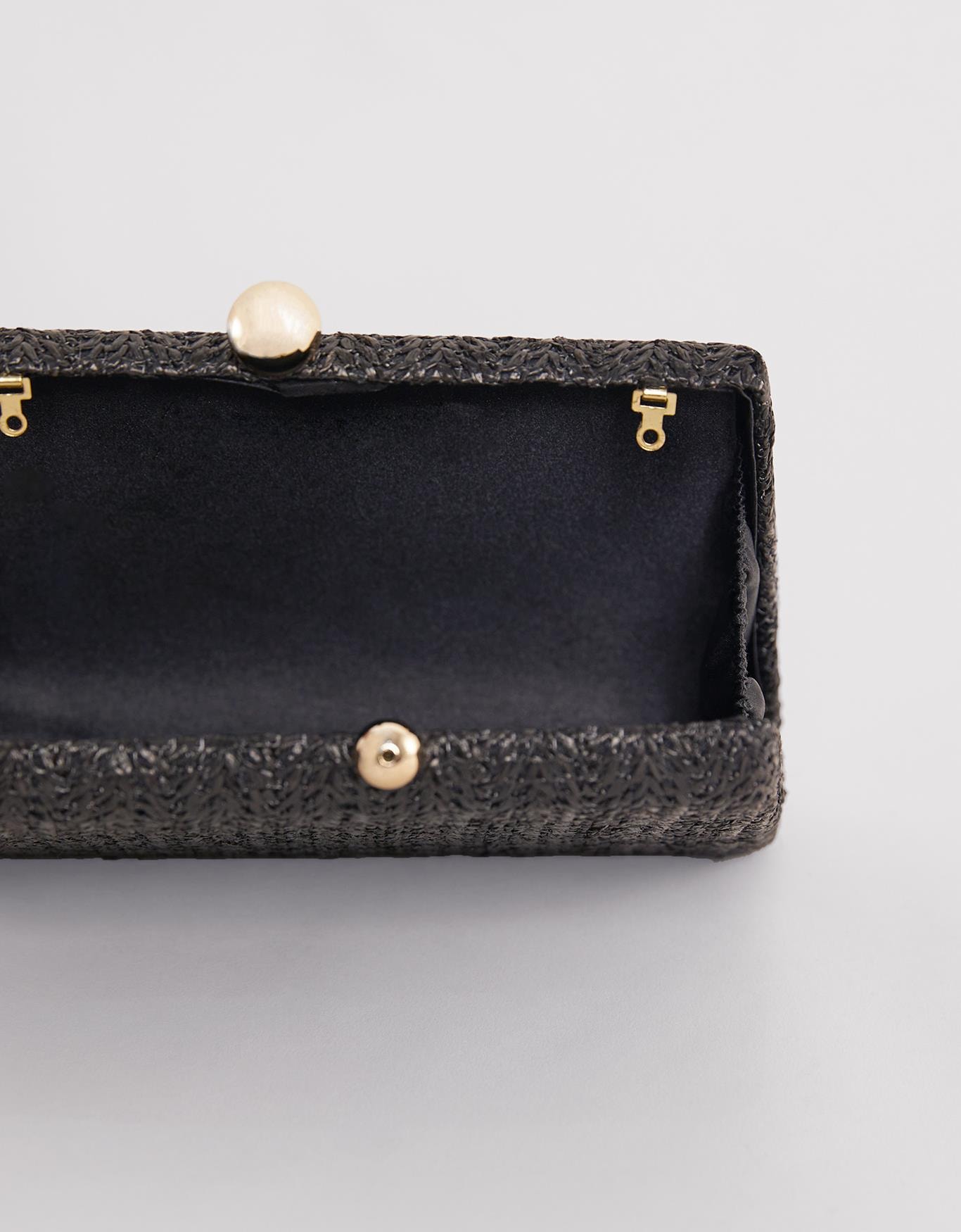 image_ed4c72ac-b070-4a10-b606-14d551d66167